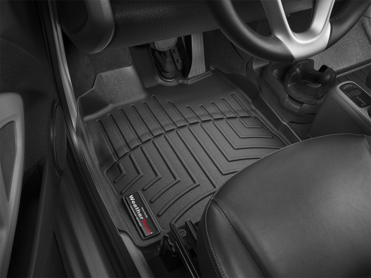 WeatherTech FloorLinerTM DigitalFit; Black; Front 442151 thumbnail 1