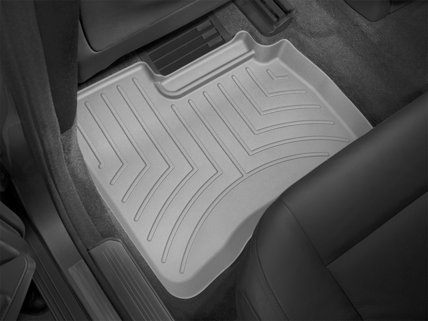 WeatherTech FloorLinerTM DigitalFit; Gray; Rear 462523 thumbnail 1