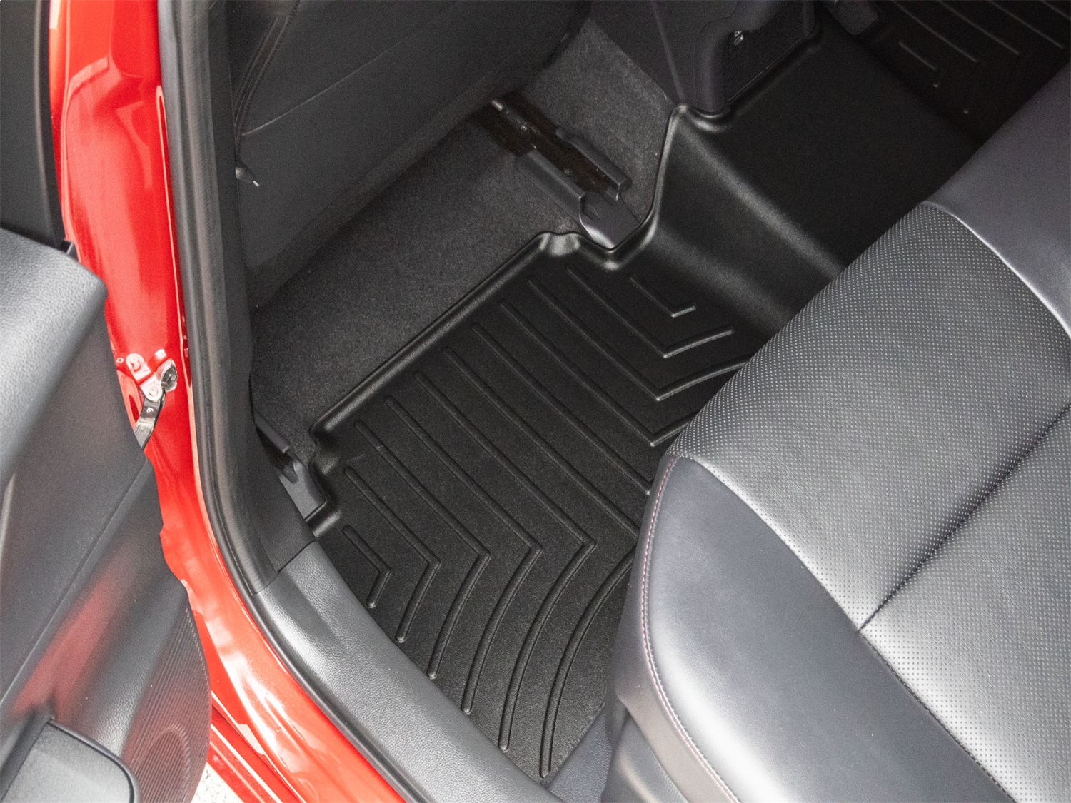 WeatherTech FloorLinerTM DigitalFit; Black; Rear 4418103 thumbnail 0