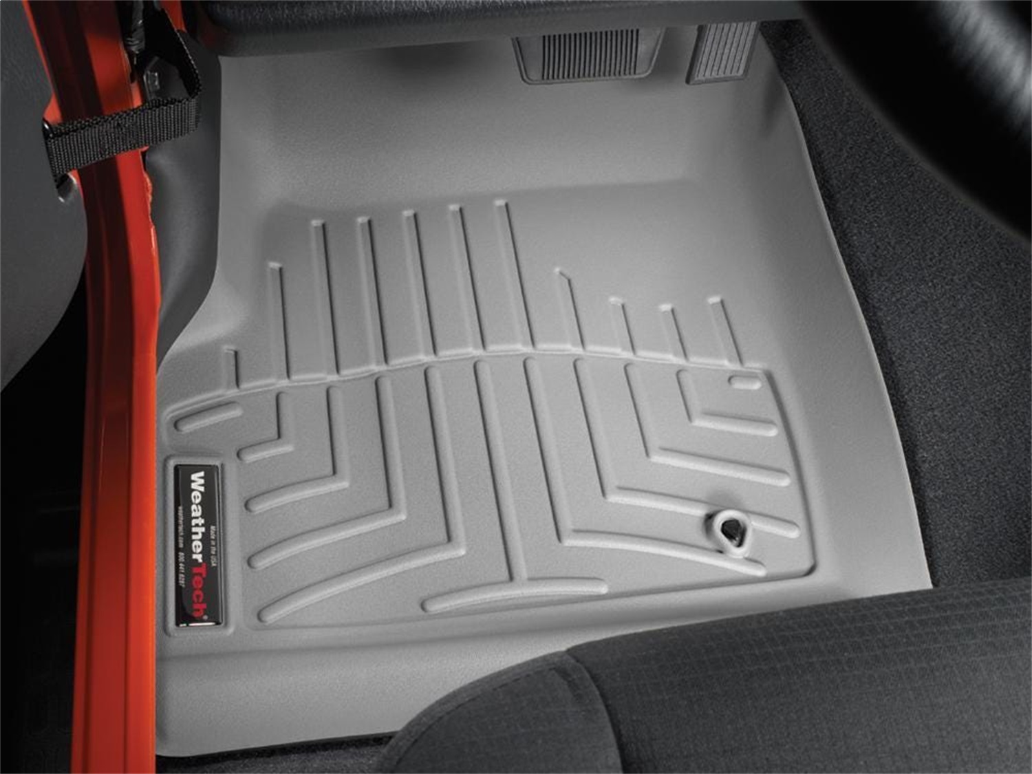 WeatherTech FloorLinerTM DigitalFit; Gray; Front 460421 thumbnail 1