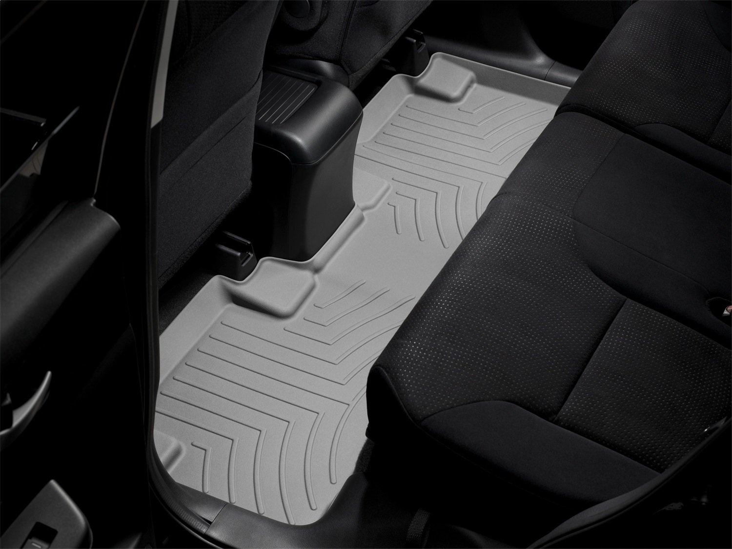 WeatherTech FloorLinerTM DigitalFit; Gray; Rear 464022 thumbnail 0