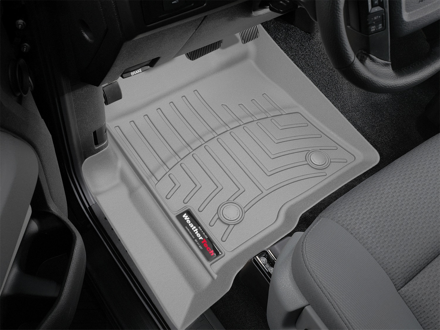 WeatherTech FloorLinerTM DigitalFit; Gray; Front 466111 thumbnail 1