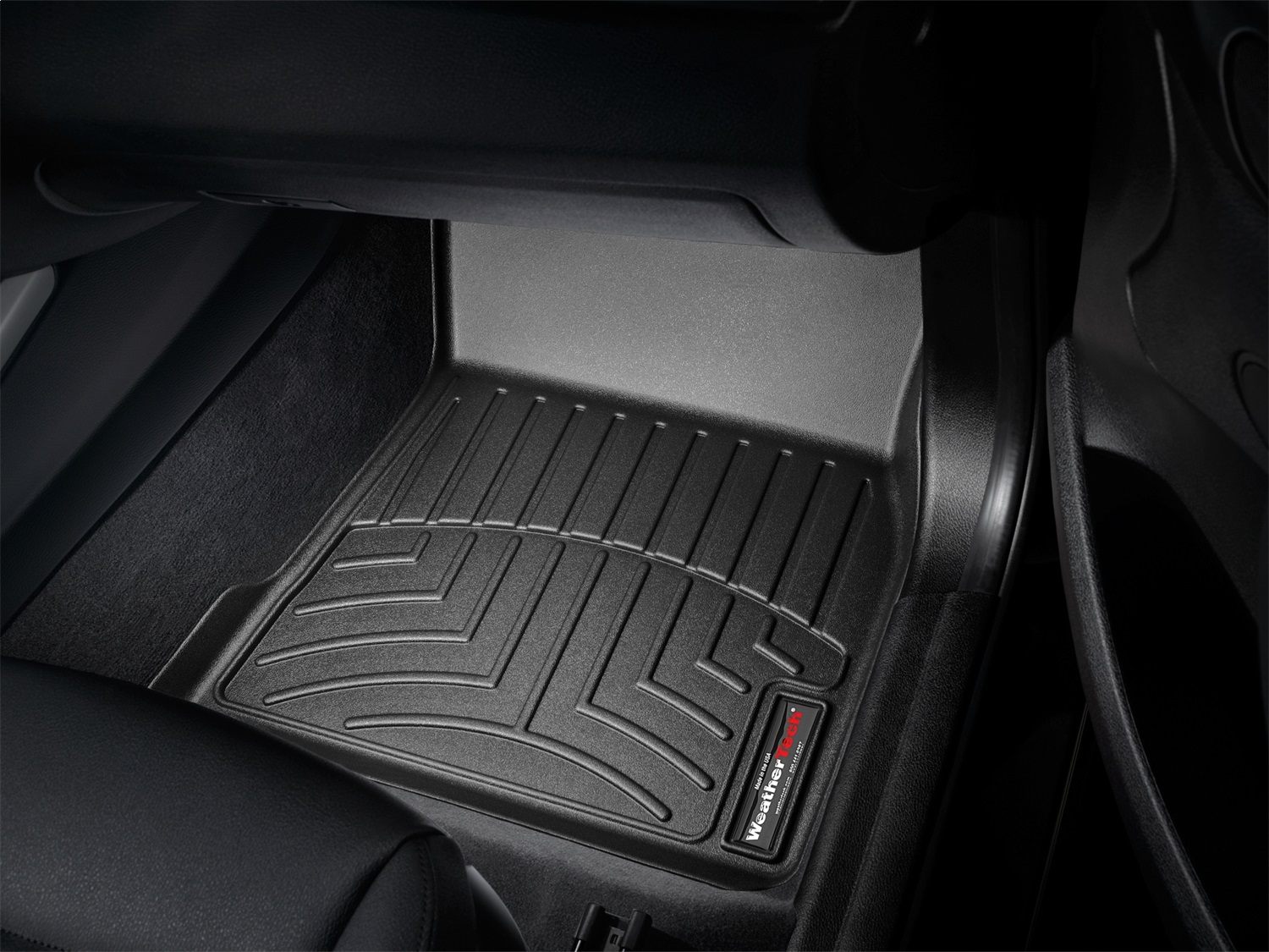 WeatherTech FloorLinerTM DigitalFit; Black; Rear 443312 thumbnail 0