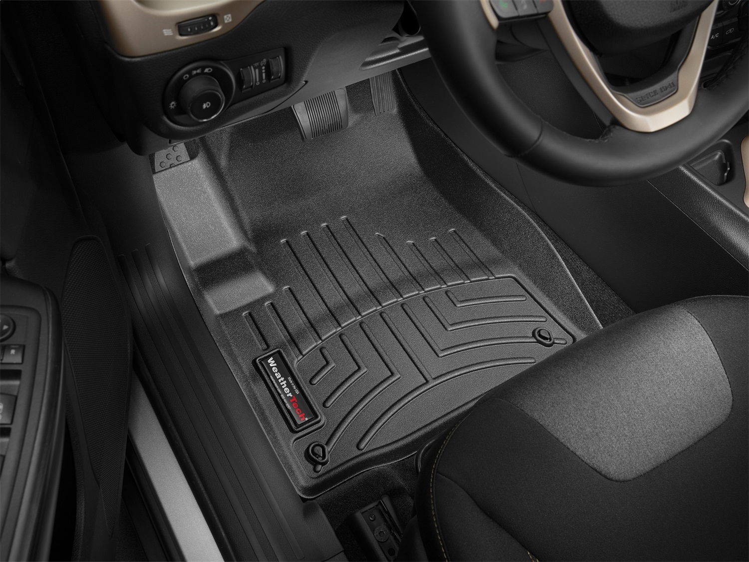 WeatherTech FloorLinerTM DigitalFit; Black; Front 445661 thumbnail 1