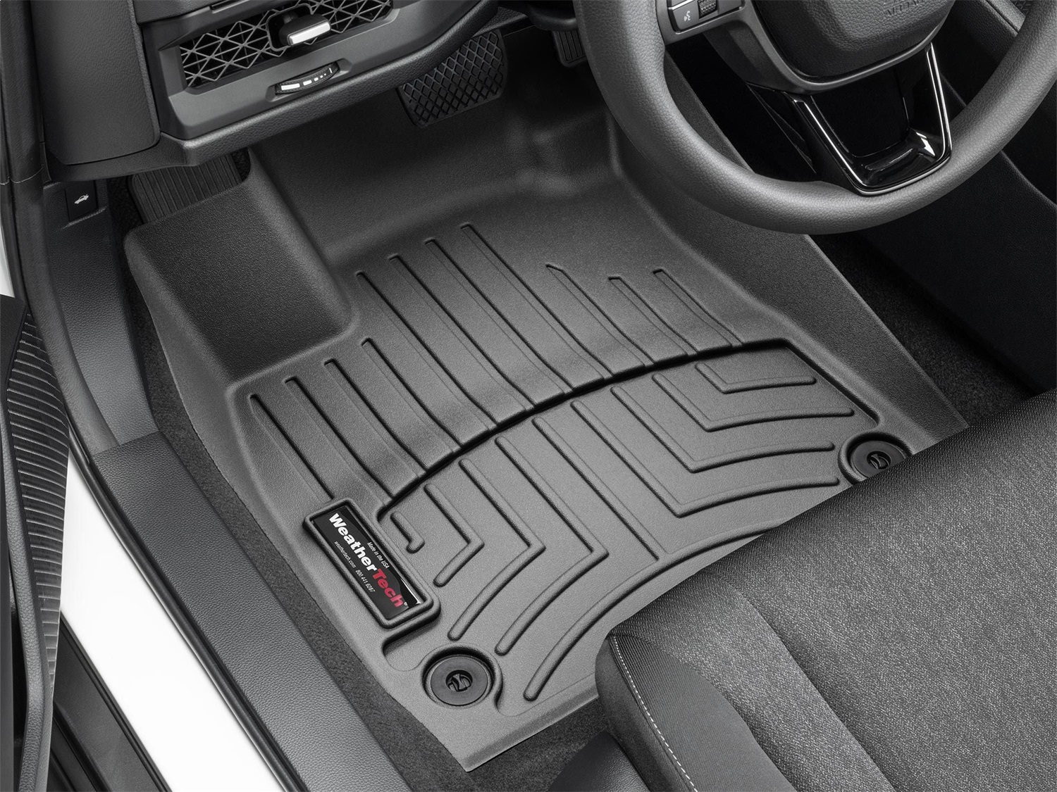 WeatherTech FloorLinerTM DigitalFit; Black; Front 4418001 thumbnail 0