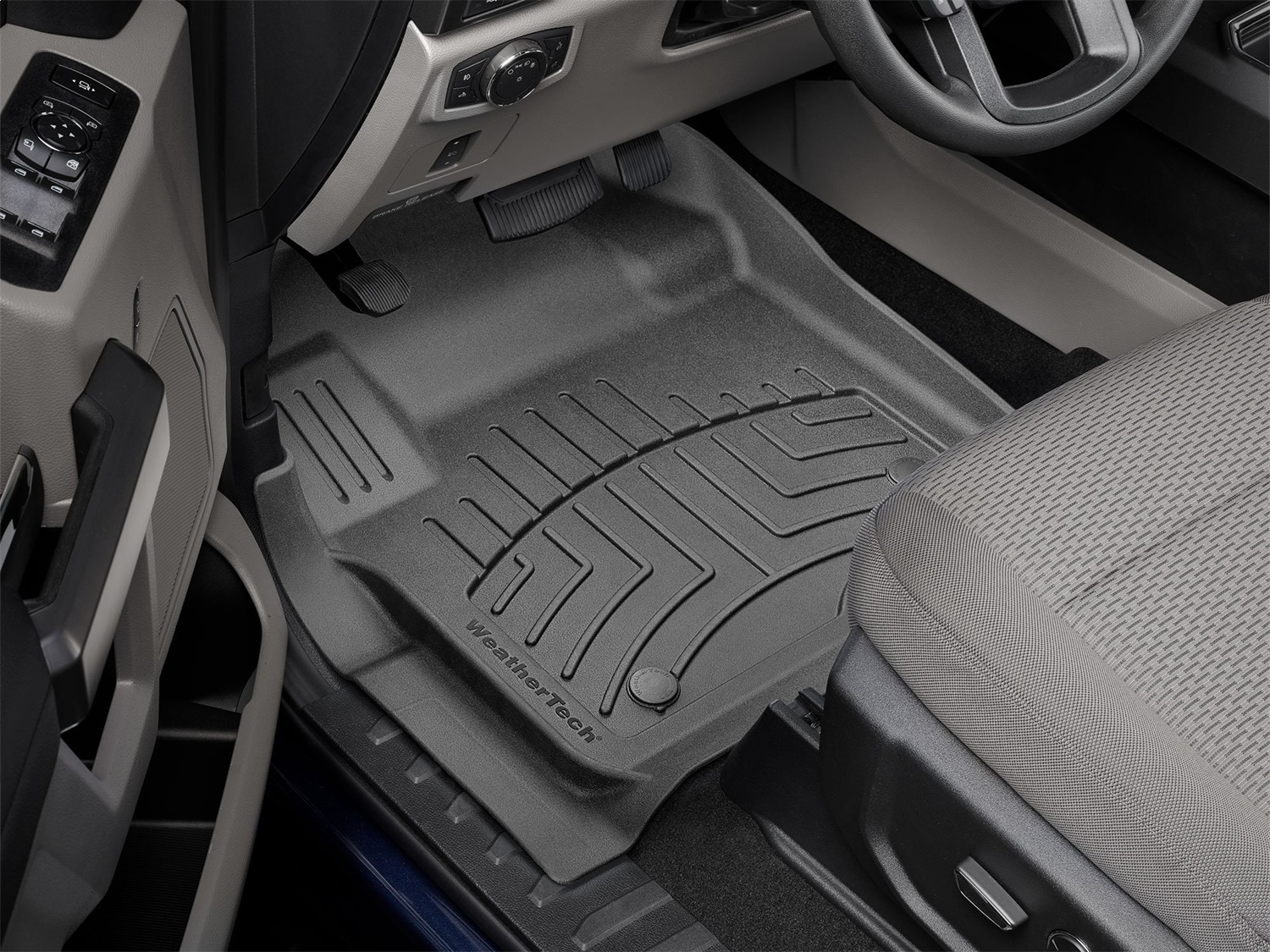 WeatherTech FloorLinerTM HP; Black; Front 4410121IM thumbnail 0