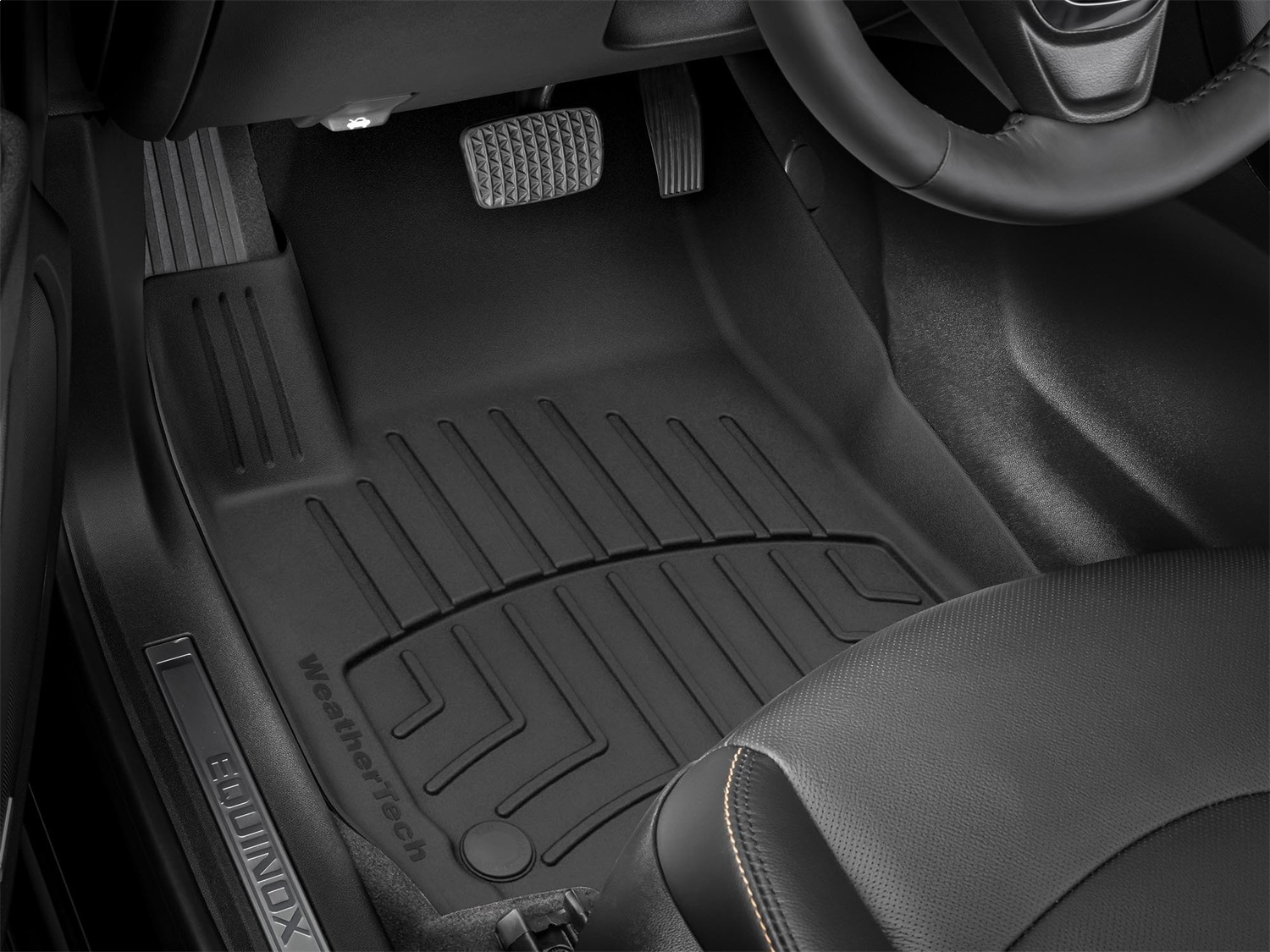 WeatherTech FloorLinerTM HP; Black; Front 4411761IM thumbnail 1