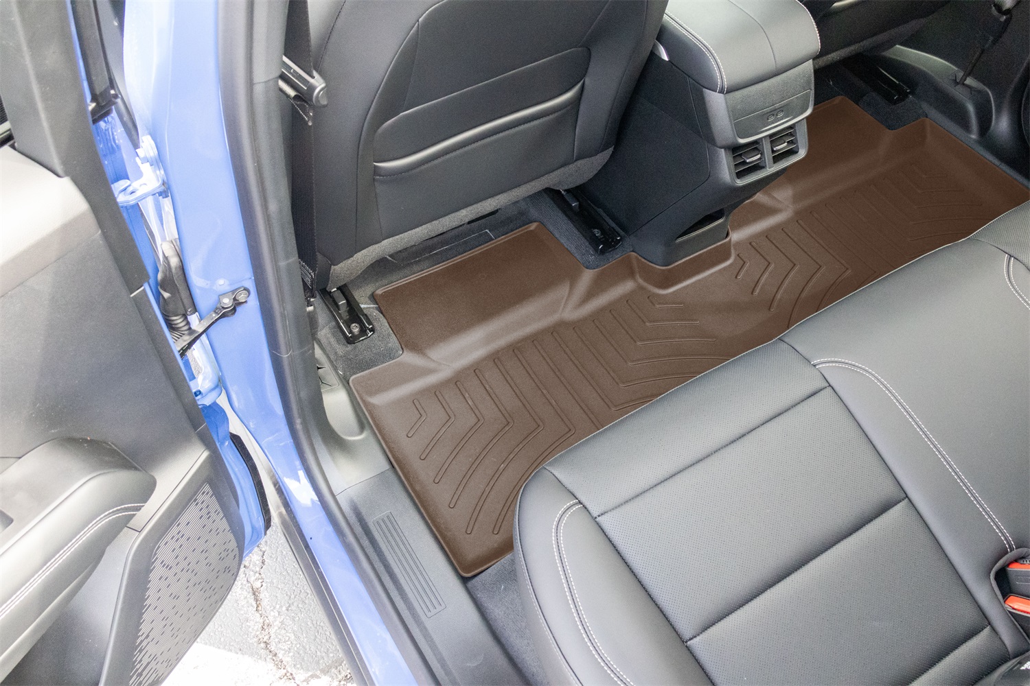 WeatherTech FloorLinerTM HP; Cocoa; Rear 4718852IM thumbnail 1