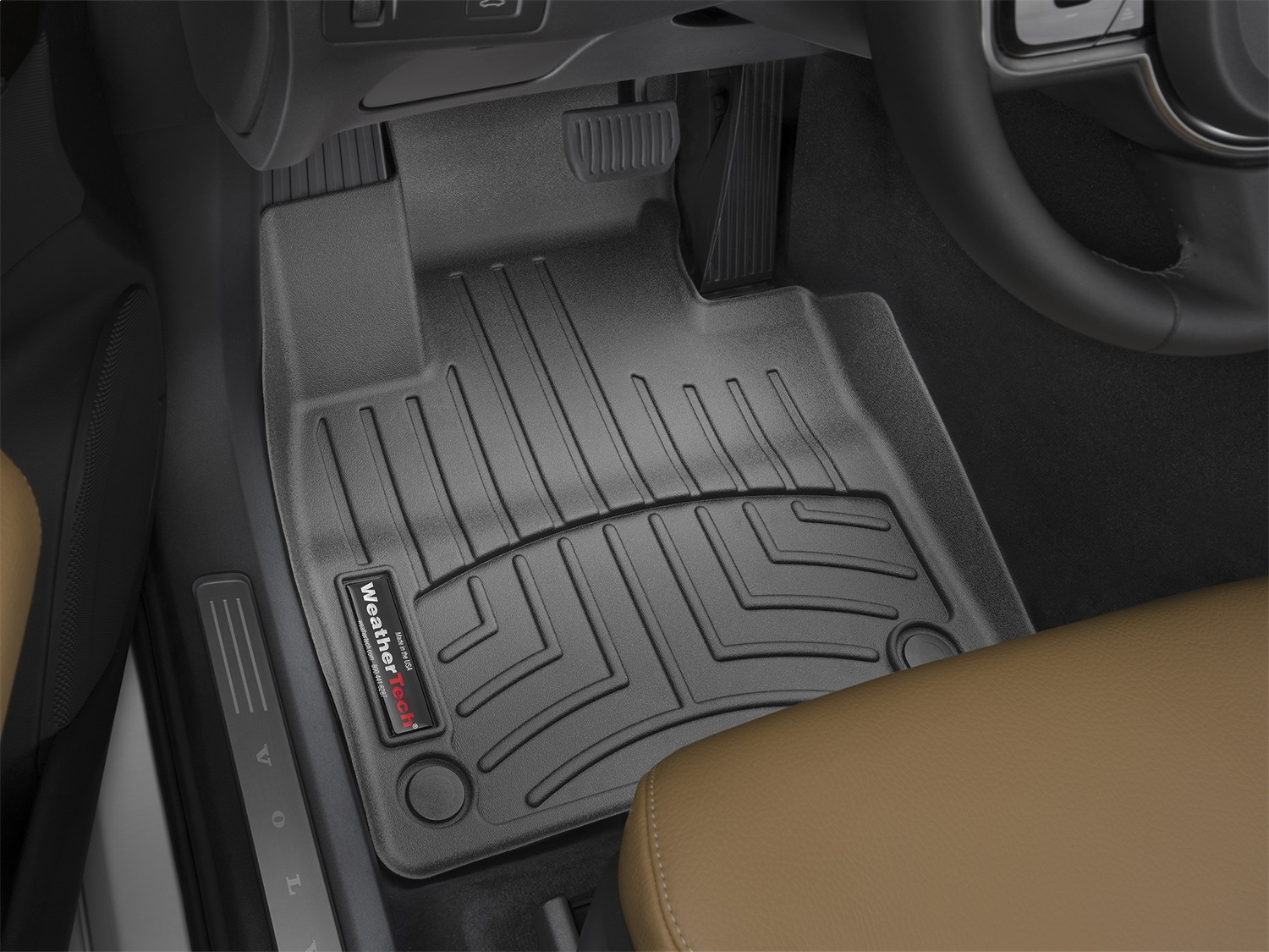 WeatherTech FloorLinerTM DigitalFit; Black; Front 448281 thumbnail 1