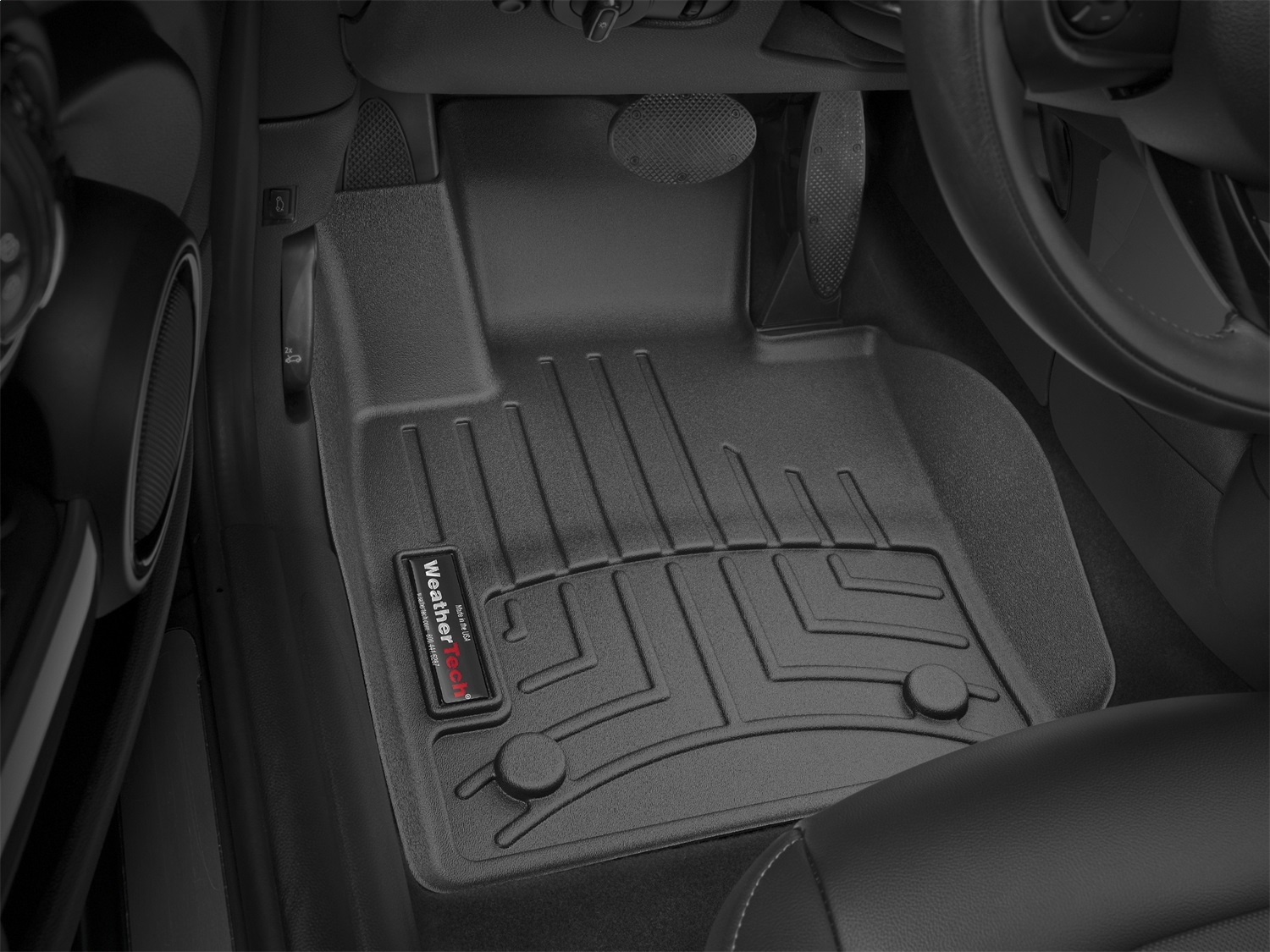 WeatherTech FloorLinerTM DigitalFit; Black; Front 446751 thumbnail 1