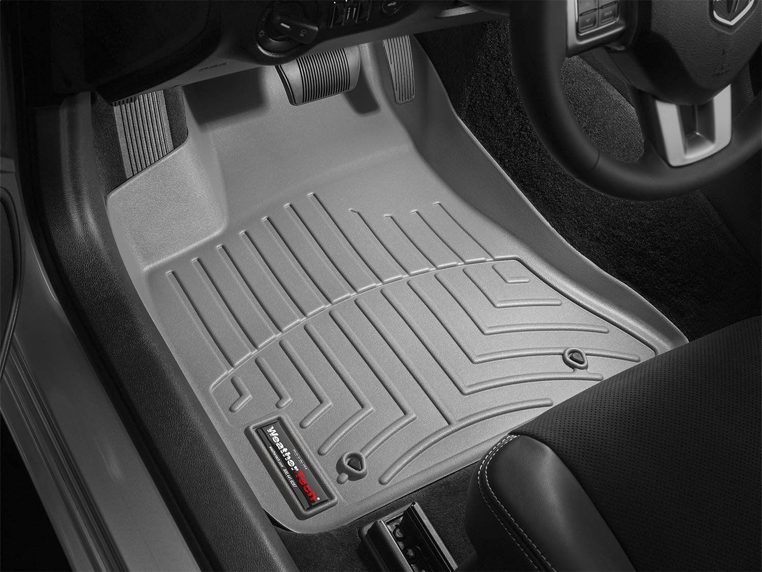 WeatherTech FloorLinerTM DigitalFit; Gray; Front 464251 thumbnail 0
