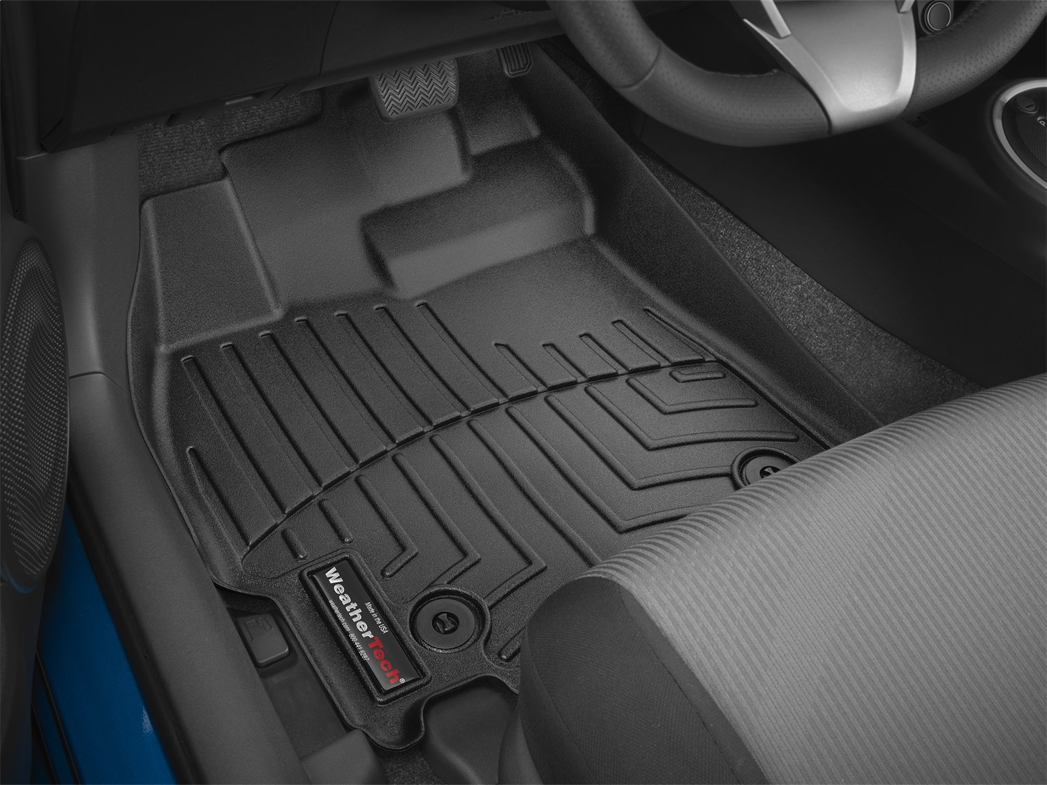 WeatherTech FloorLinerTM DigitalFit; Black; Front 445791 thumbnail 1