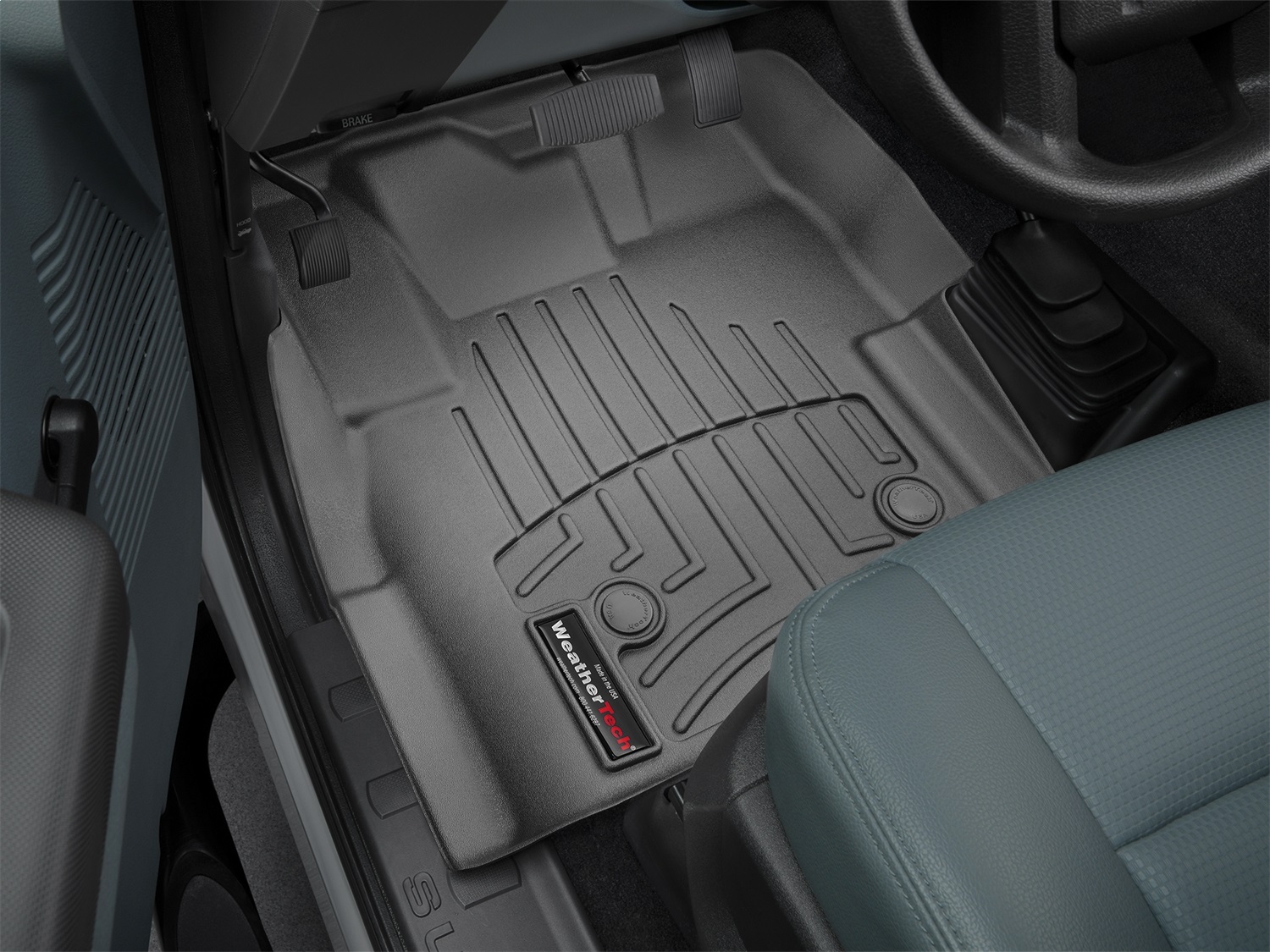 WeatherTech FloorLinerTM DigitalFit; Black; Front 445831 thumbnail 0