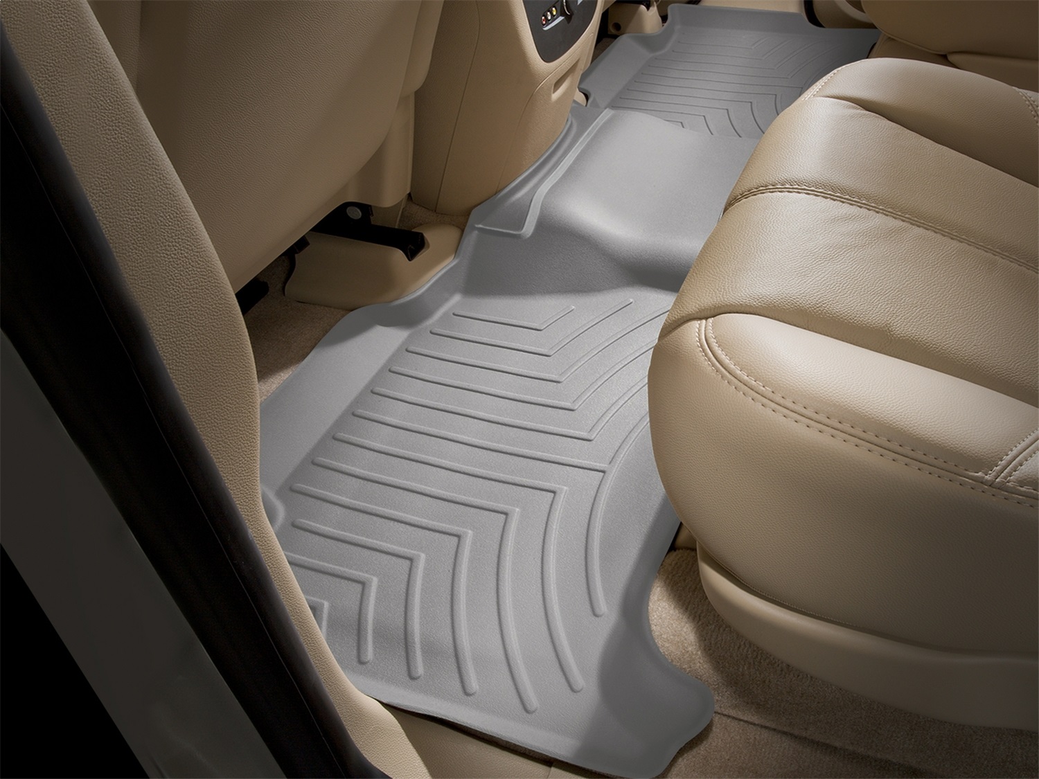 WeatherTech FloorLinerTM DigitalFit; Gray; Rear 460662 thumbnail 0