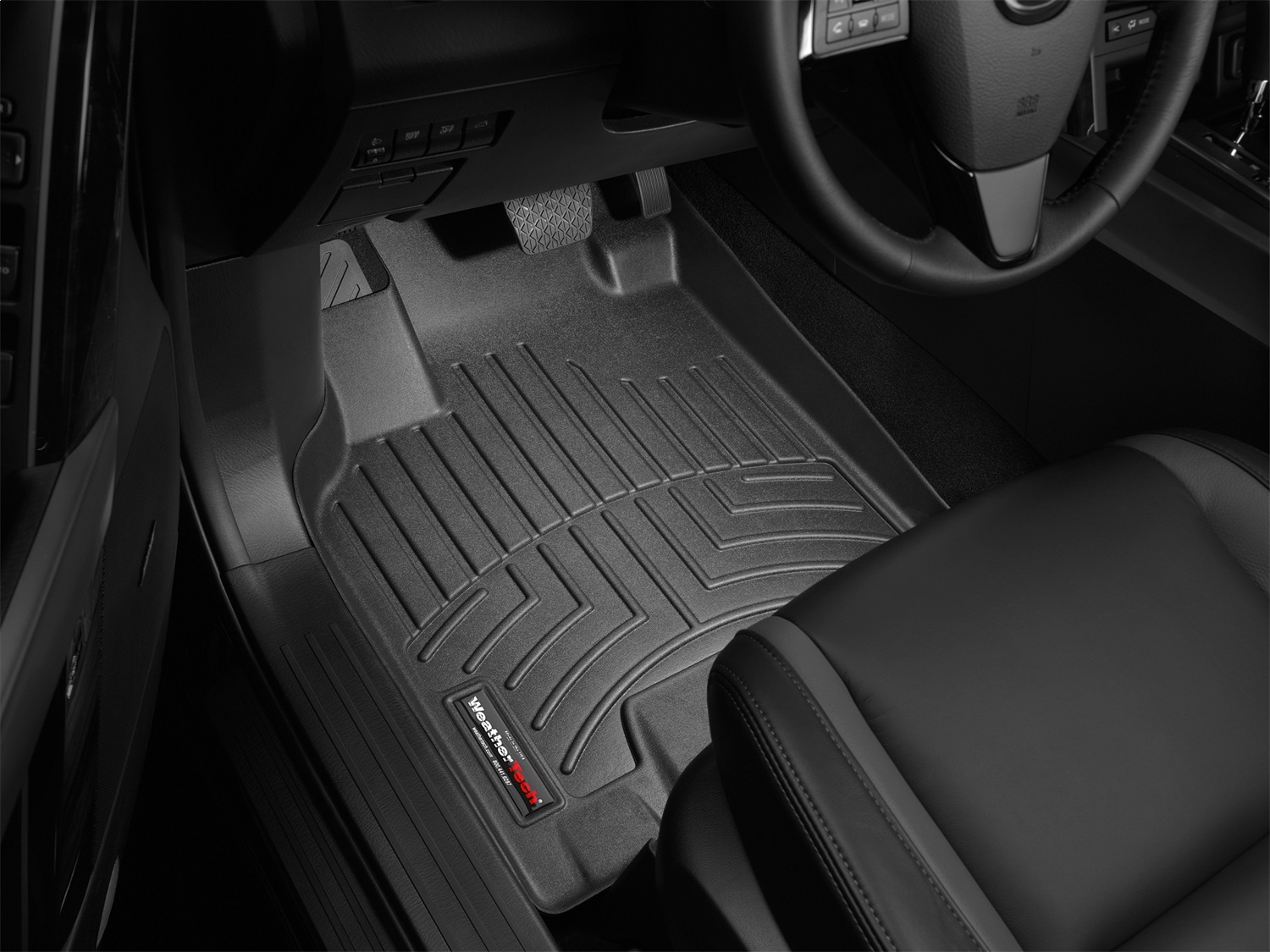 WeatherTech FloorLinerTM DigitalFit; Black; Front 441531 thumbnail 0