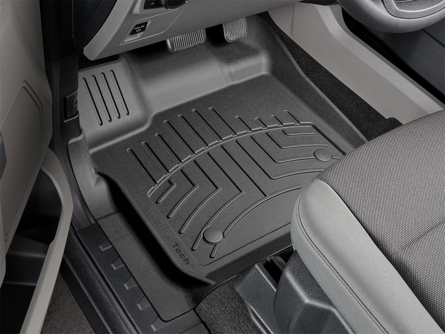 WeatherTech FloorLinerTM HP; Black; Front 446971IM thumbnail 0