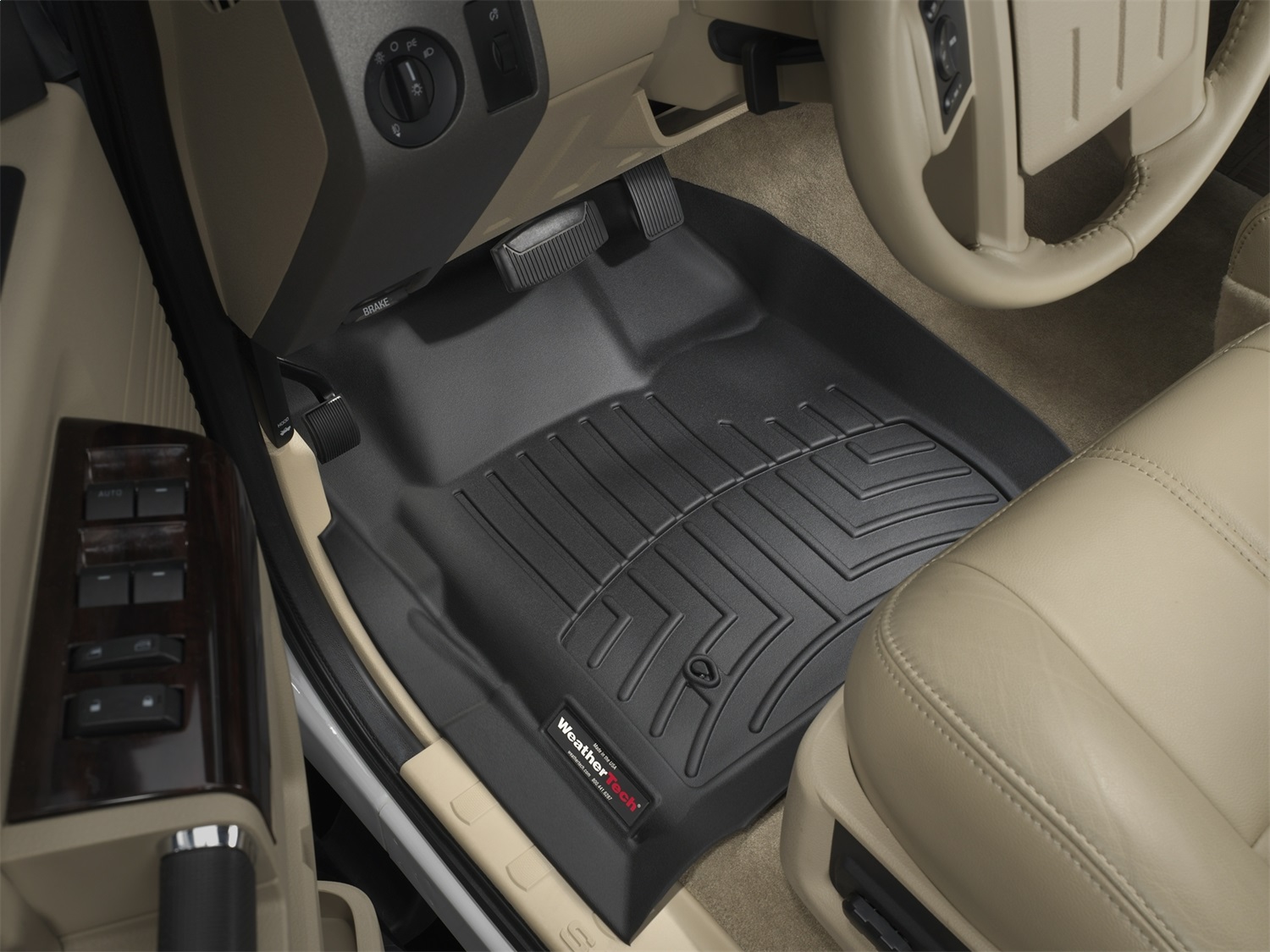 WeatherTech FloorLinerTM DigitalFit; Black; Front 441201 thumbnail 1