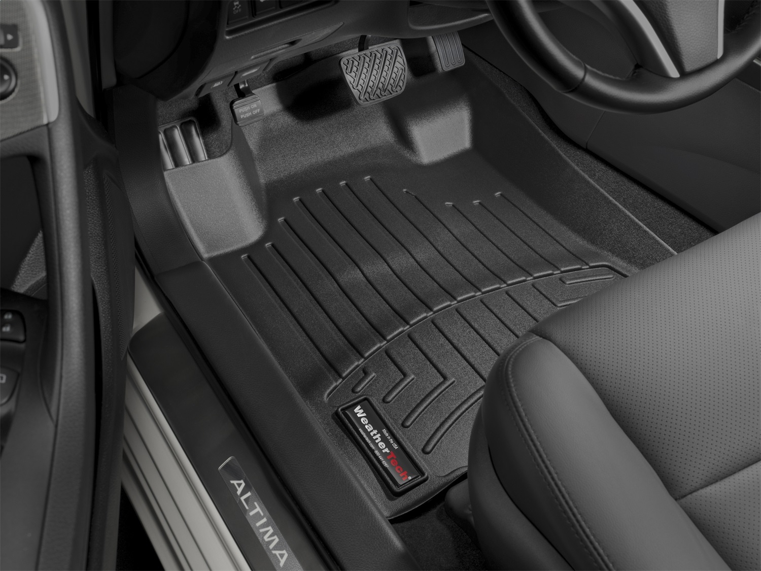 WeatherTech FloorLinerTM DigitalFit; Black; Front 444981 thumbnail 1