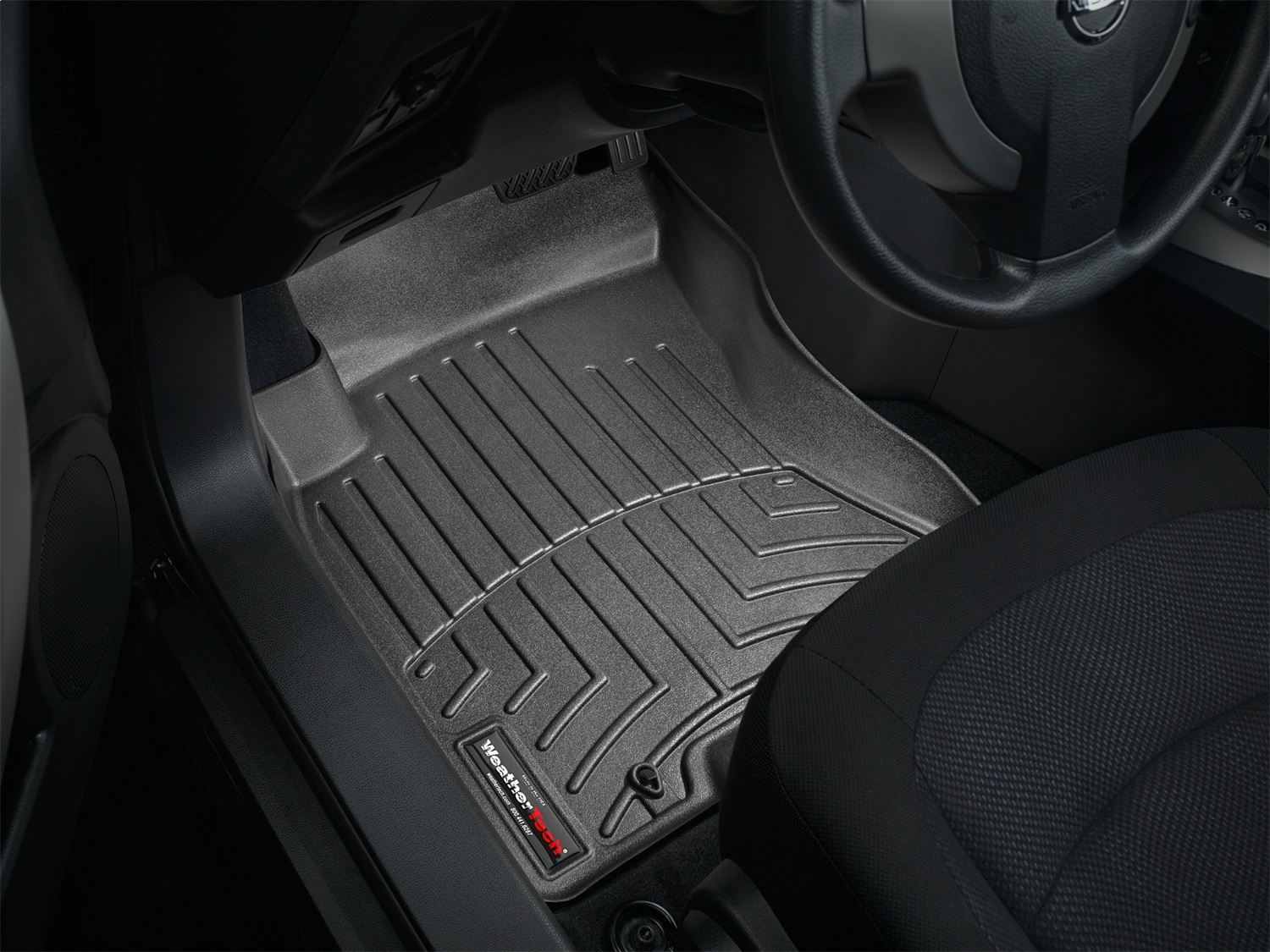 WeatherTech FloorLinerTM DigitalFit; Black; Front 441351 thumbnail 0