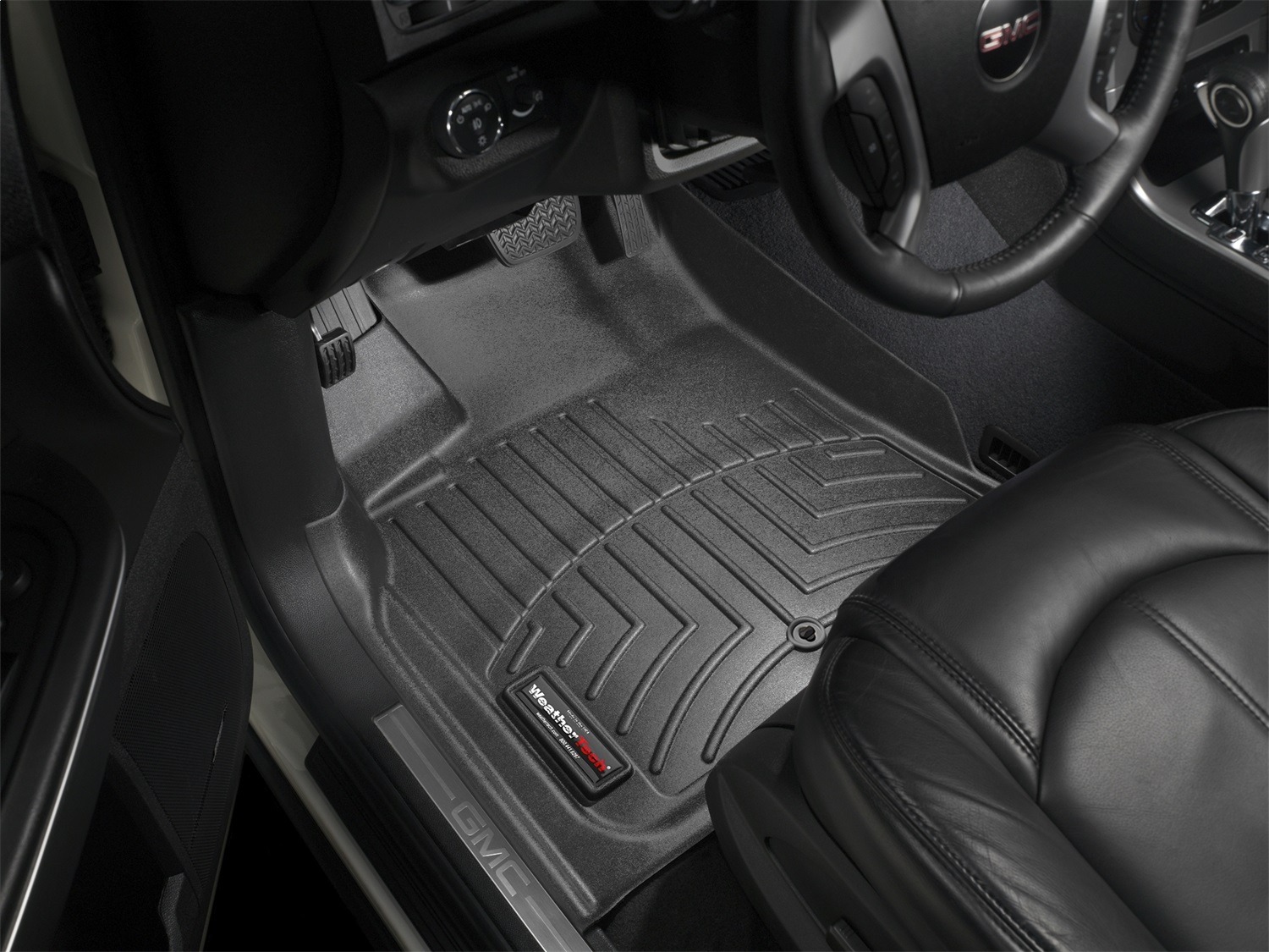 WeatherTech FloorLinerTM DigitalFit; Black; Front 442511 thumbnail 1