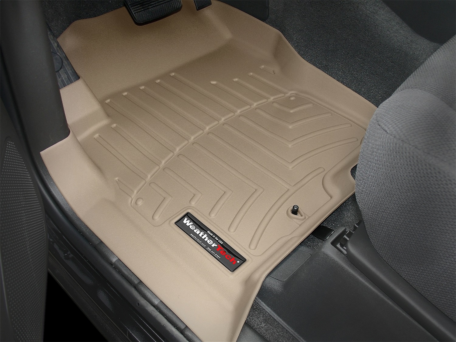 WeatherTech FloorLinerTM DigitalFit; Tan; Front 450471 thumbnail 0
