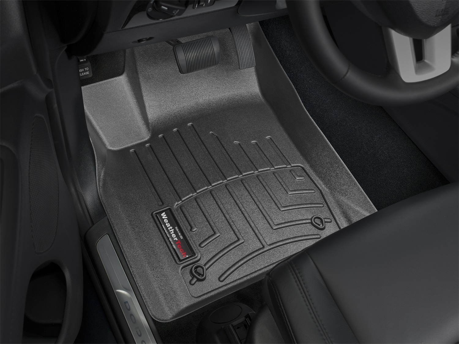 WeatherTech FloorLinerTM DigitalFit; Black; Front 448751 thumbnail 1