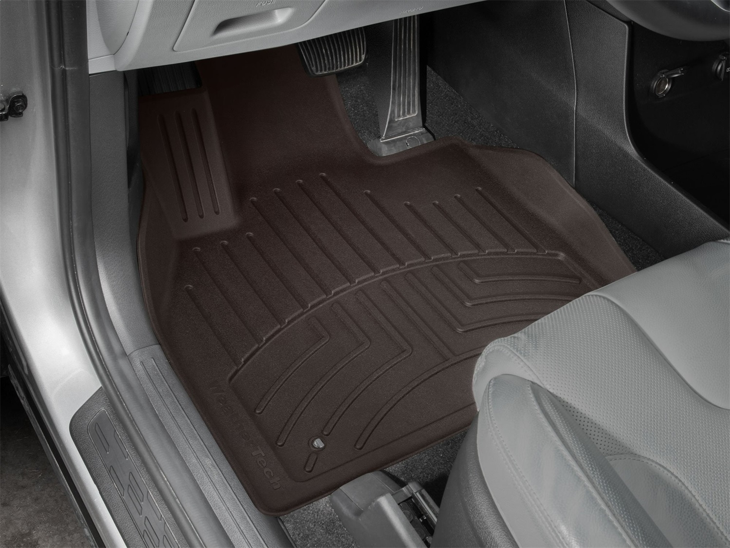 WeatherTech FloorLinerTM HP; Cocoa; Front 4715781IM thumbnail 0