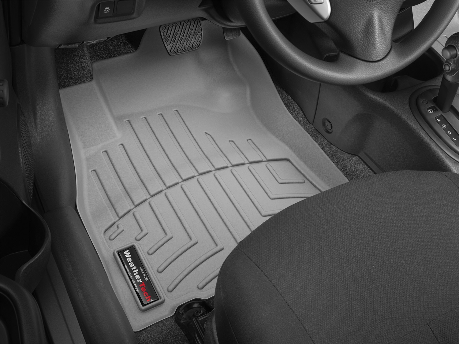 WeatherTech FloorLinerTM DigitalFit; Gray; Front 465771 thumbnail 1