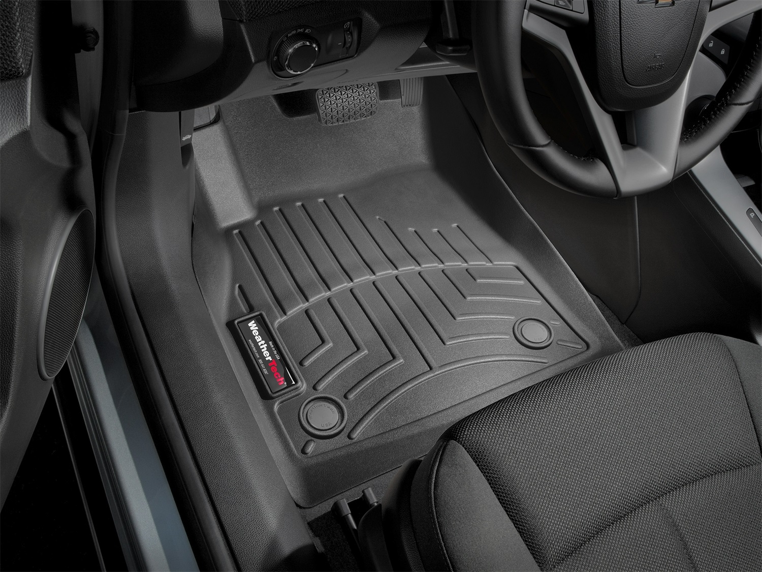 WeatherTech FloorLinerTM DigitalFit; Black; Front 449961 thumbnail 0