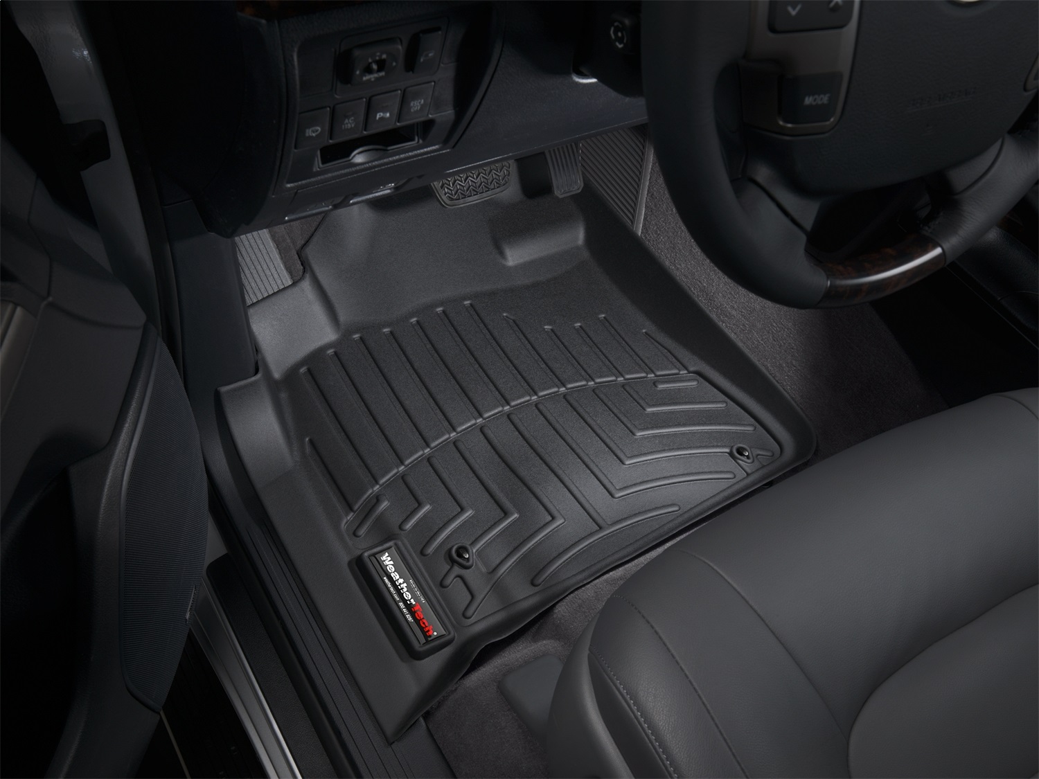 WeatherTech FloorLinerTM DigitalFit; Black; Front 441571 thumbnail 0