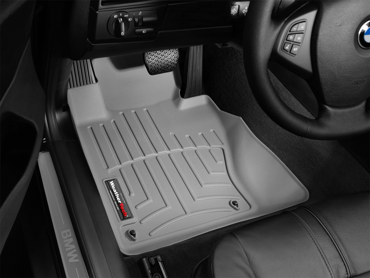 WeatherTech FloorLinerTM DigitalFit; Gray; Front 460381 thumbnail 1