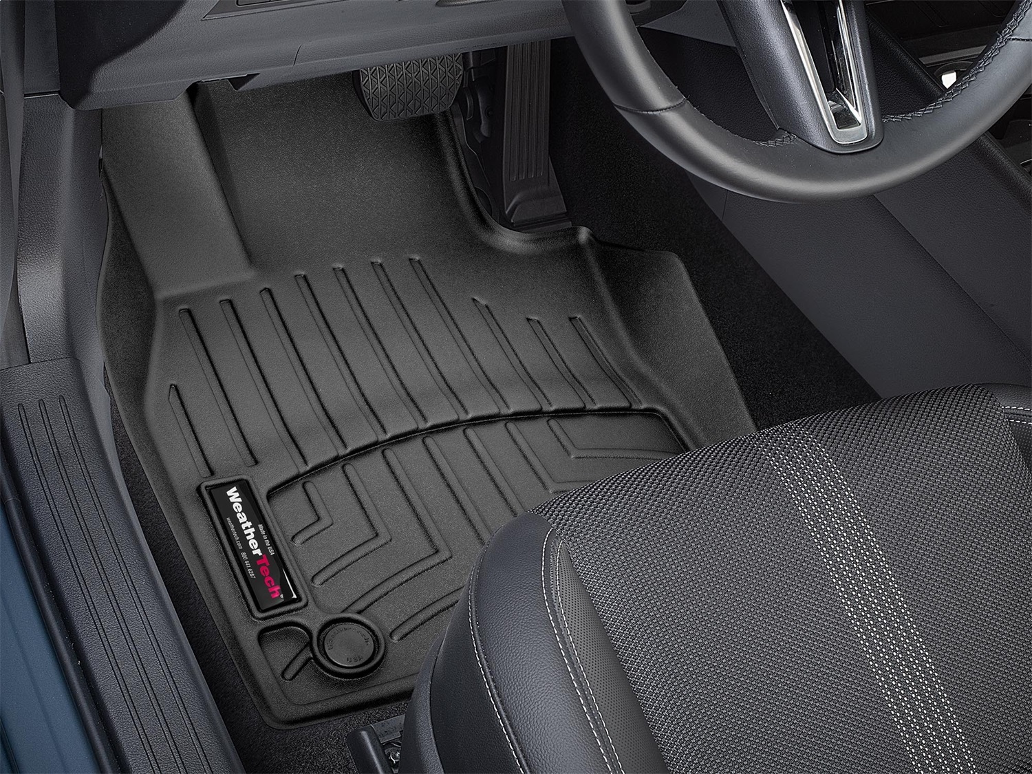 WeatherTech FloorLinerTM DigitalFit; Black; Front 4417391 thumbnail 0