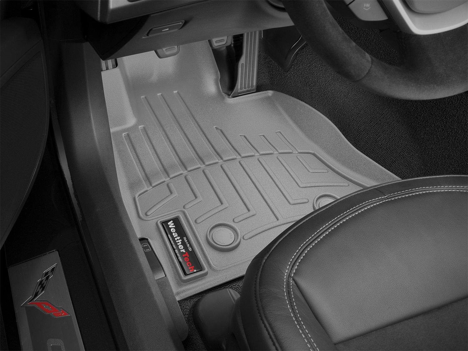 WeatherTech FloorLinerTM DigitalFit; Gray; Front 465891 thumbnail 1