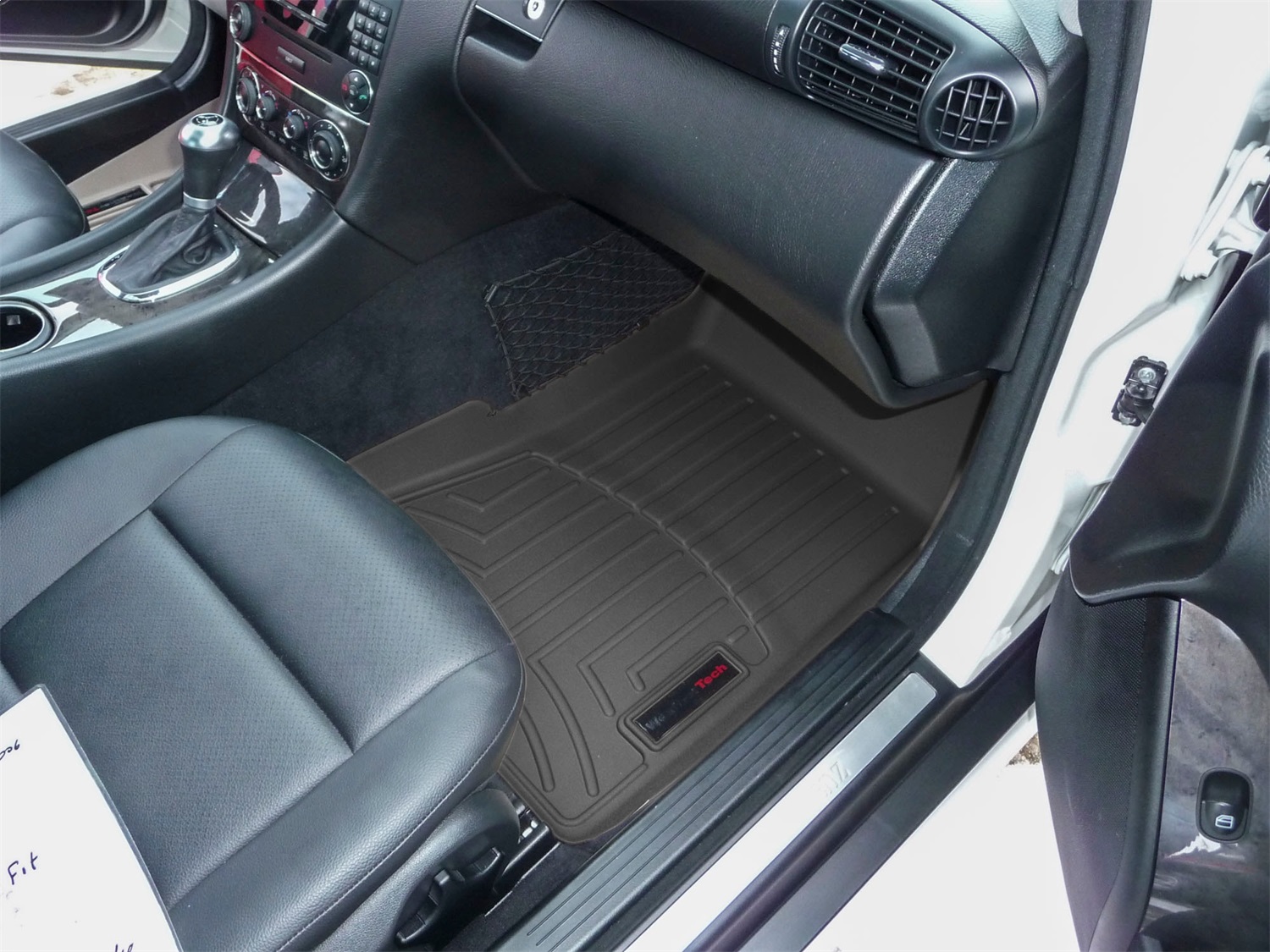 WeatherTech FloorLinerTM DigitalFit; Black; Front 442641 thumbnail 0