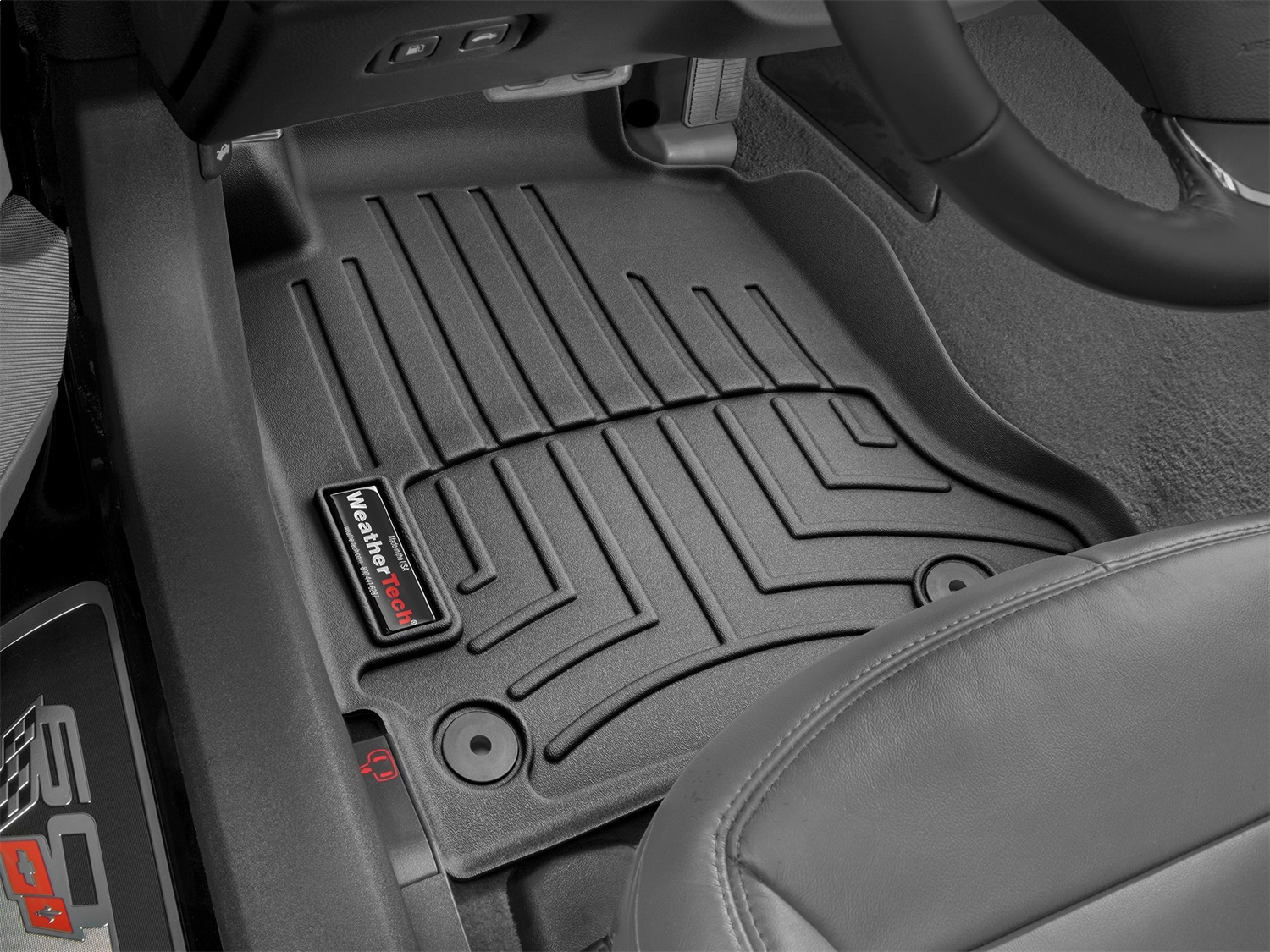 WeatherTech FloorLinerTM DigitalFit; Black; Front 444731 thumbnail 0