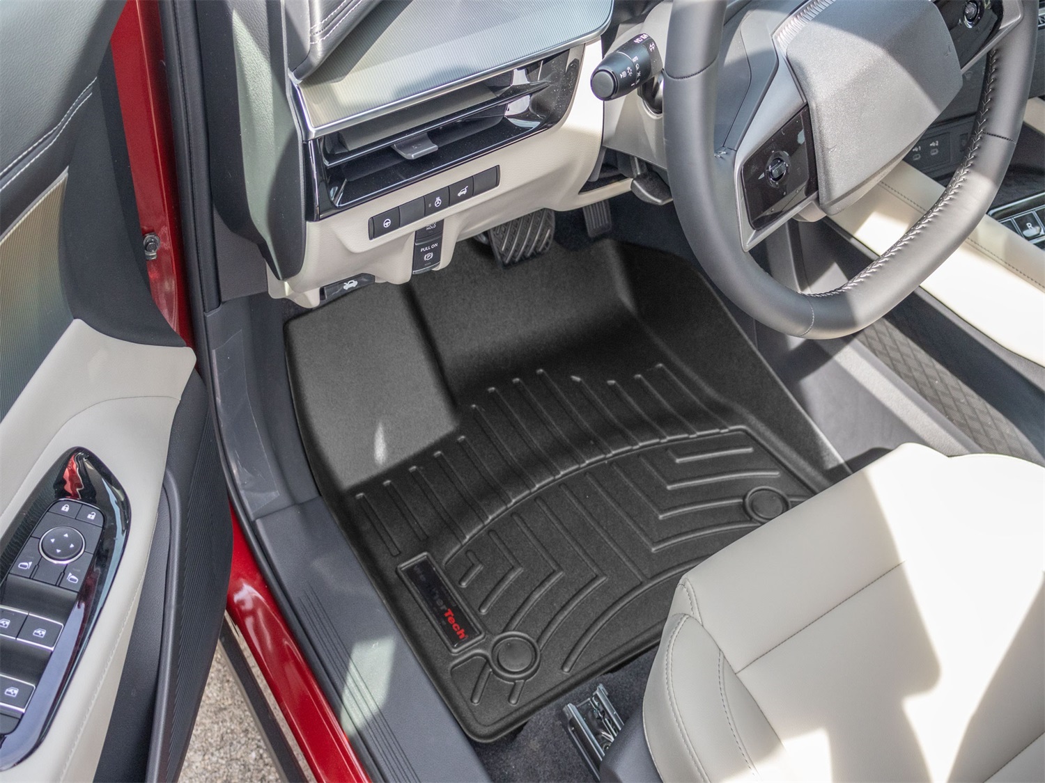 WeatherTech FloorLinerTM DigitalFit; Black; Front 4419261 thumbnail 0