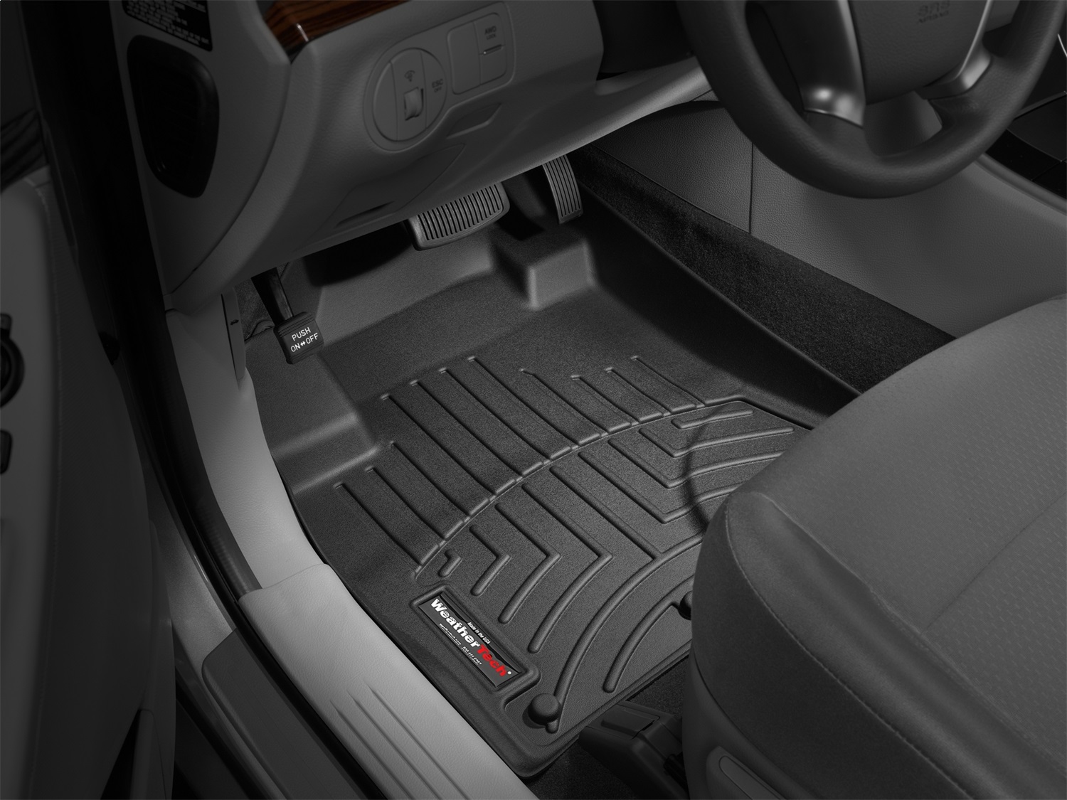 WeatherTech FloorLinerTM DigitalFit; Black; Front 441591 thumbnail 0