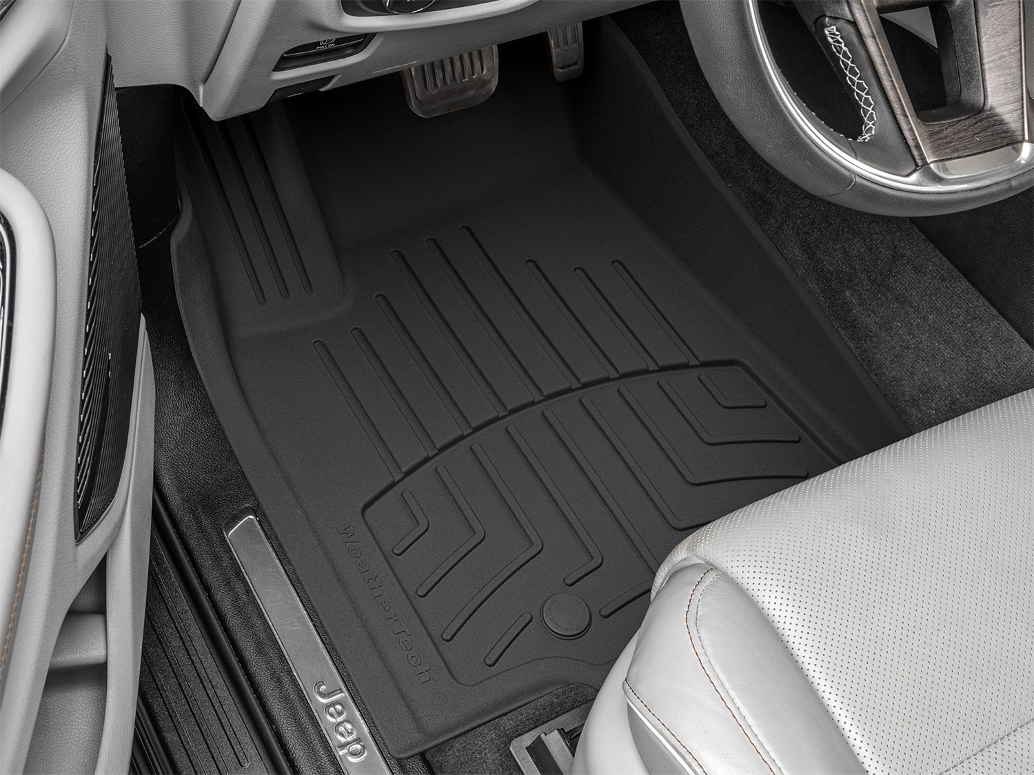 WeatherTech FloorLinerTM HP; Black; Front 4416961IM thumbnail 1