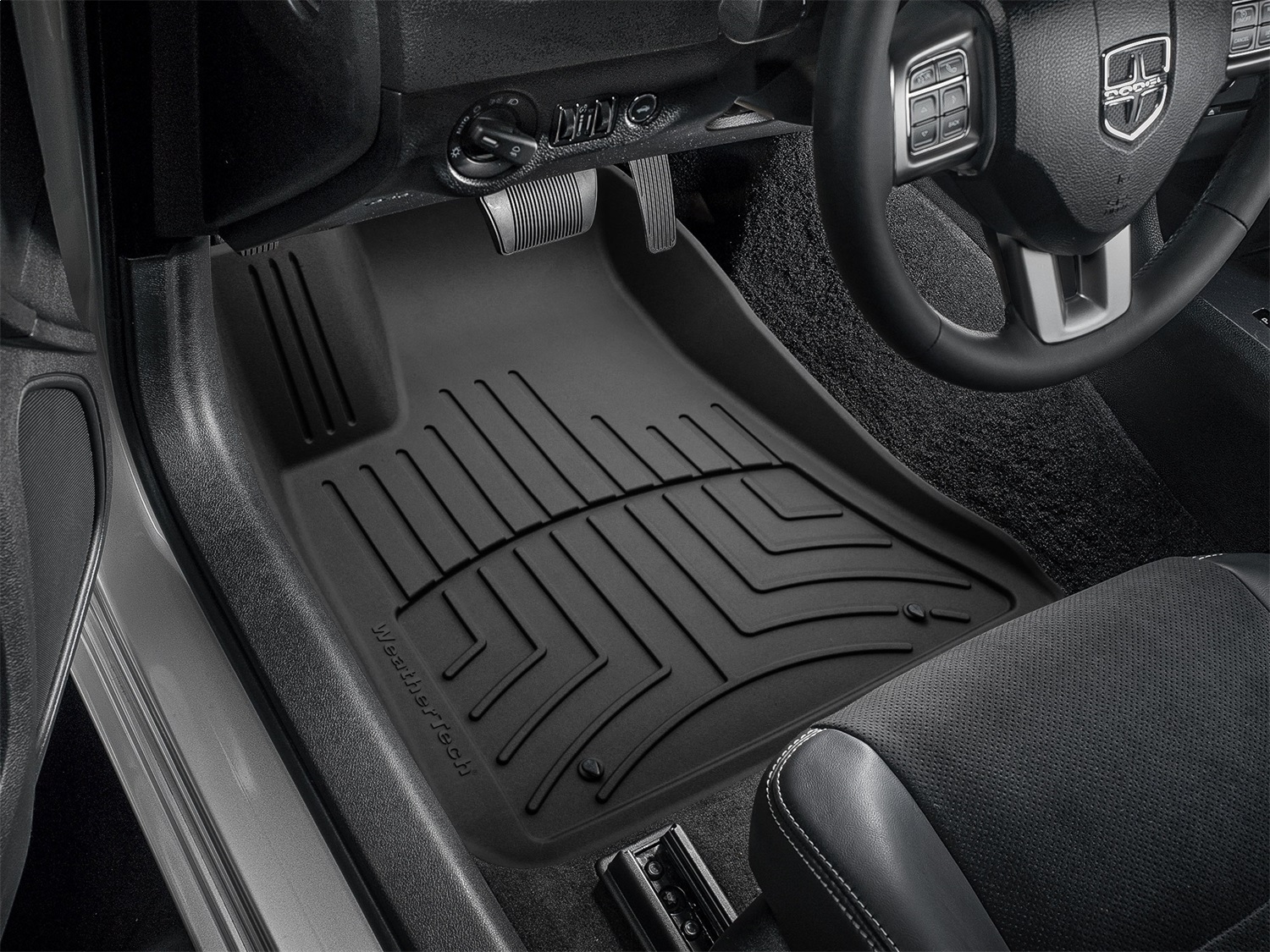 WeatherTech FloorLinerTM HP; Black; Front 443791IM thumbnail 0