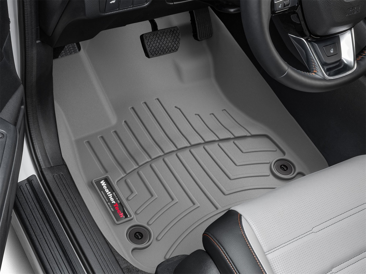 WeatherTech FloorLinerTM DigitalFit; Gray; Front 4617801 thumbnail 1