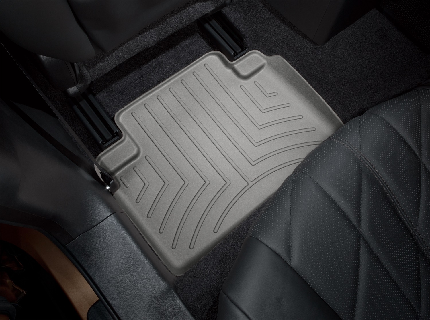 WeatherTech FloorLinerTM DigitalFit; Gray; Rear 461722 thumbnail 0