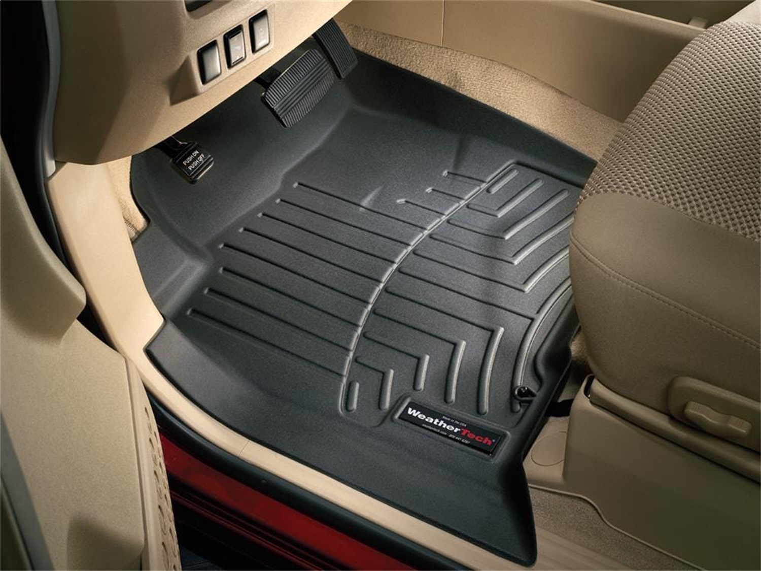 WeatherTech FloorLinerTM DigitalFit; Black; Front 440191 thumbnail 0