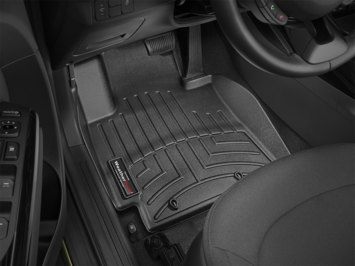 WeatherTech FloorLinerTM DigitalFit; Black; Front 446011 thumbnail 0
