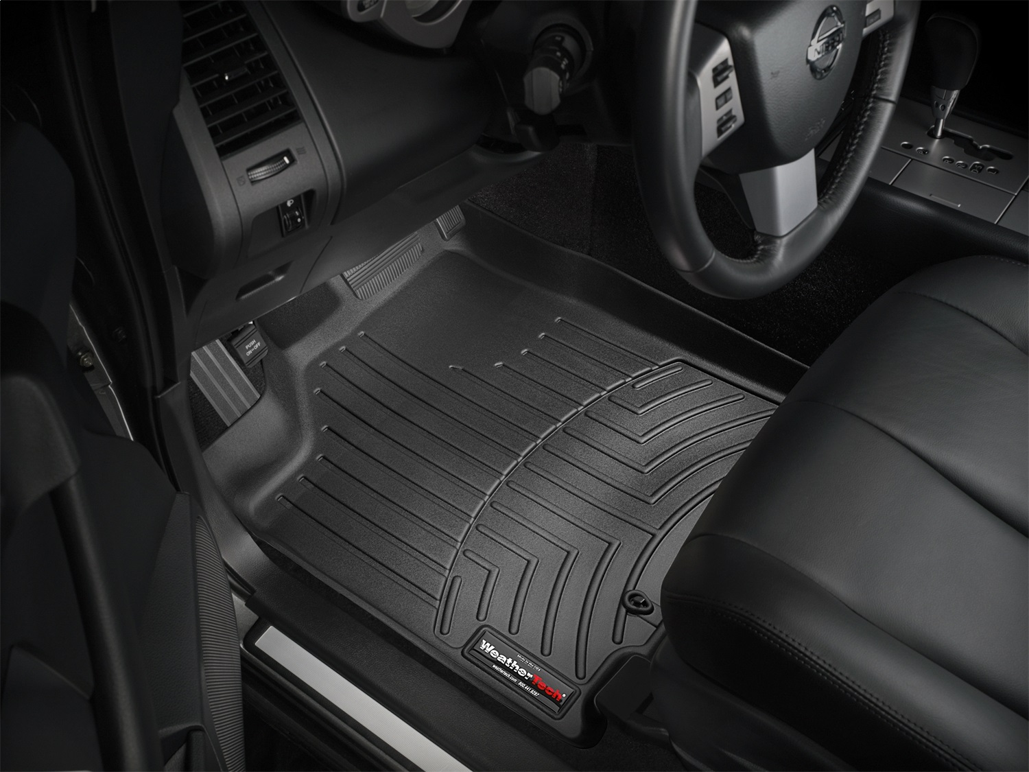 WeatherTech FloorLinerTM DigitalFit; Black; Front 440361 thumbnail 1
