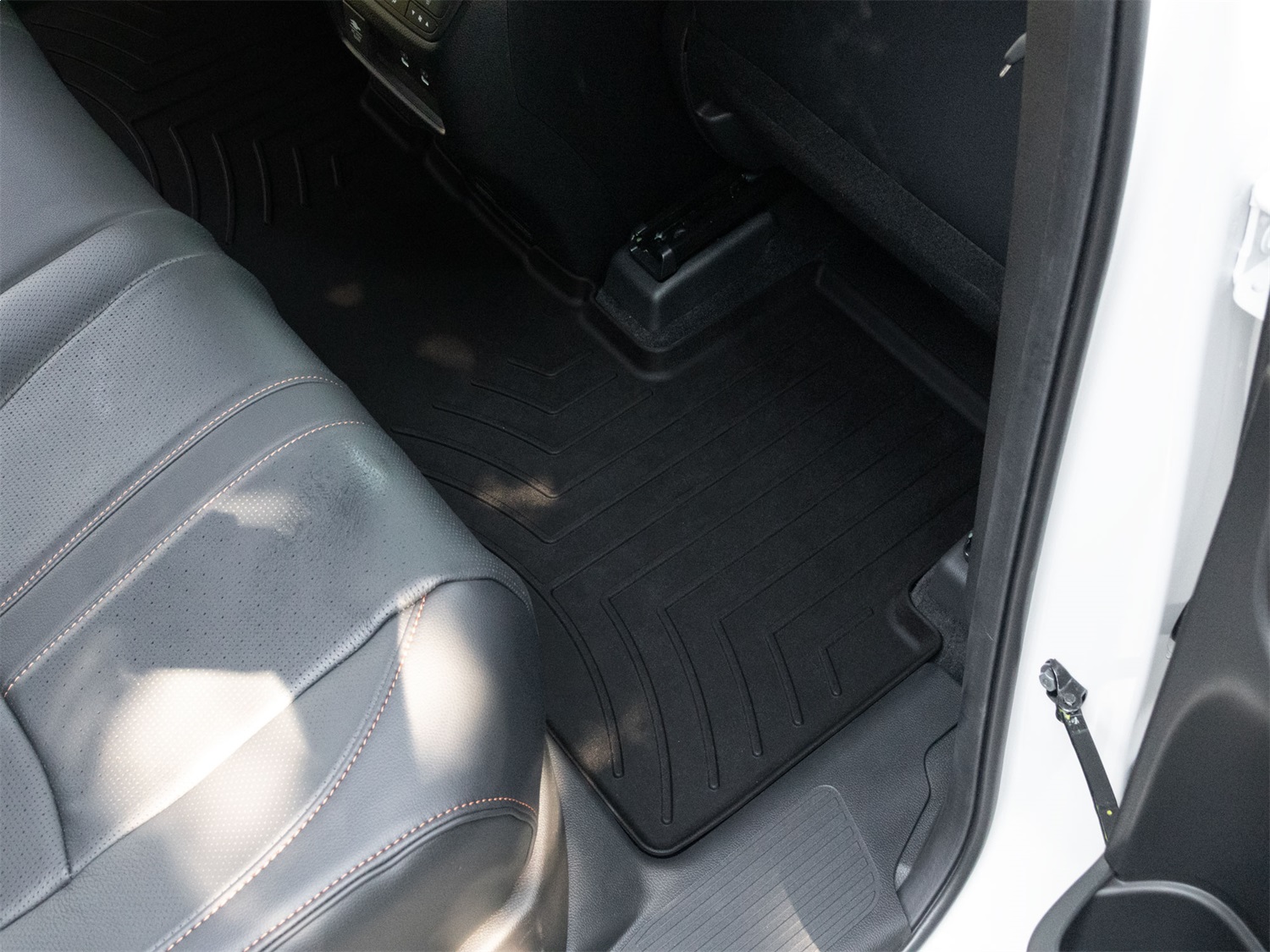 WeatherTech FloorLinerTM HP; Black; Rear 4417963IM thumbnail 0