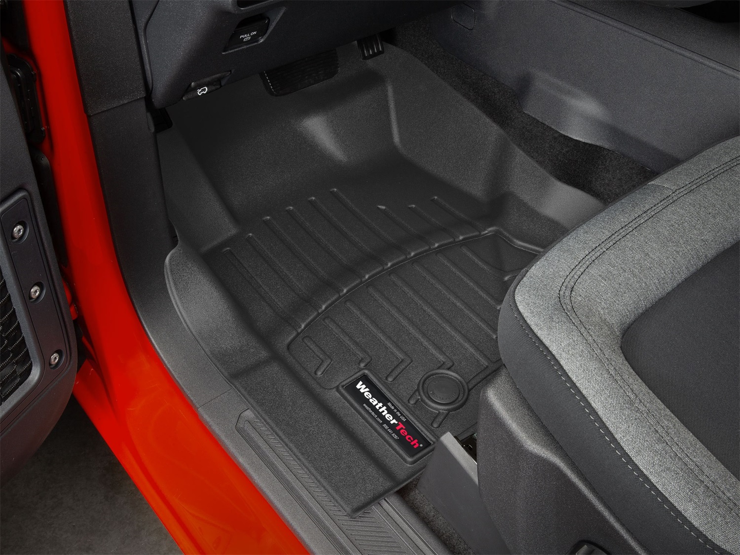 WeatherTech FloorLinerTM DigitalFit; Black; Front 4416951 thumbnail 1