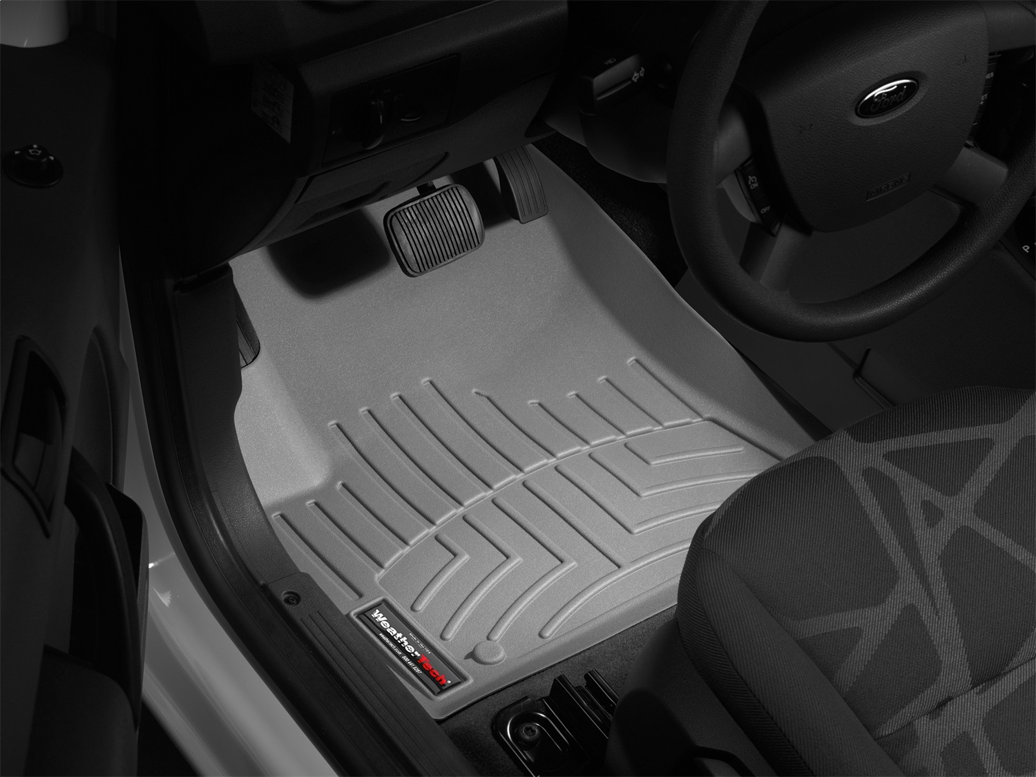 WeatherTech FloorLinerTM DigitalFit; Gray; Front 463681 thumbnail 0