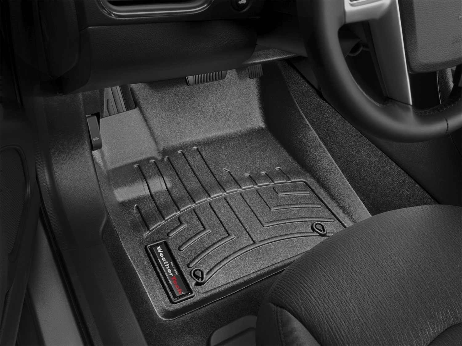 WeatherTech FloorLinerTM DigitalFit; Black; Front 444031 thumbnail 0