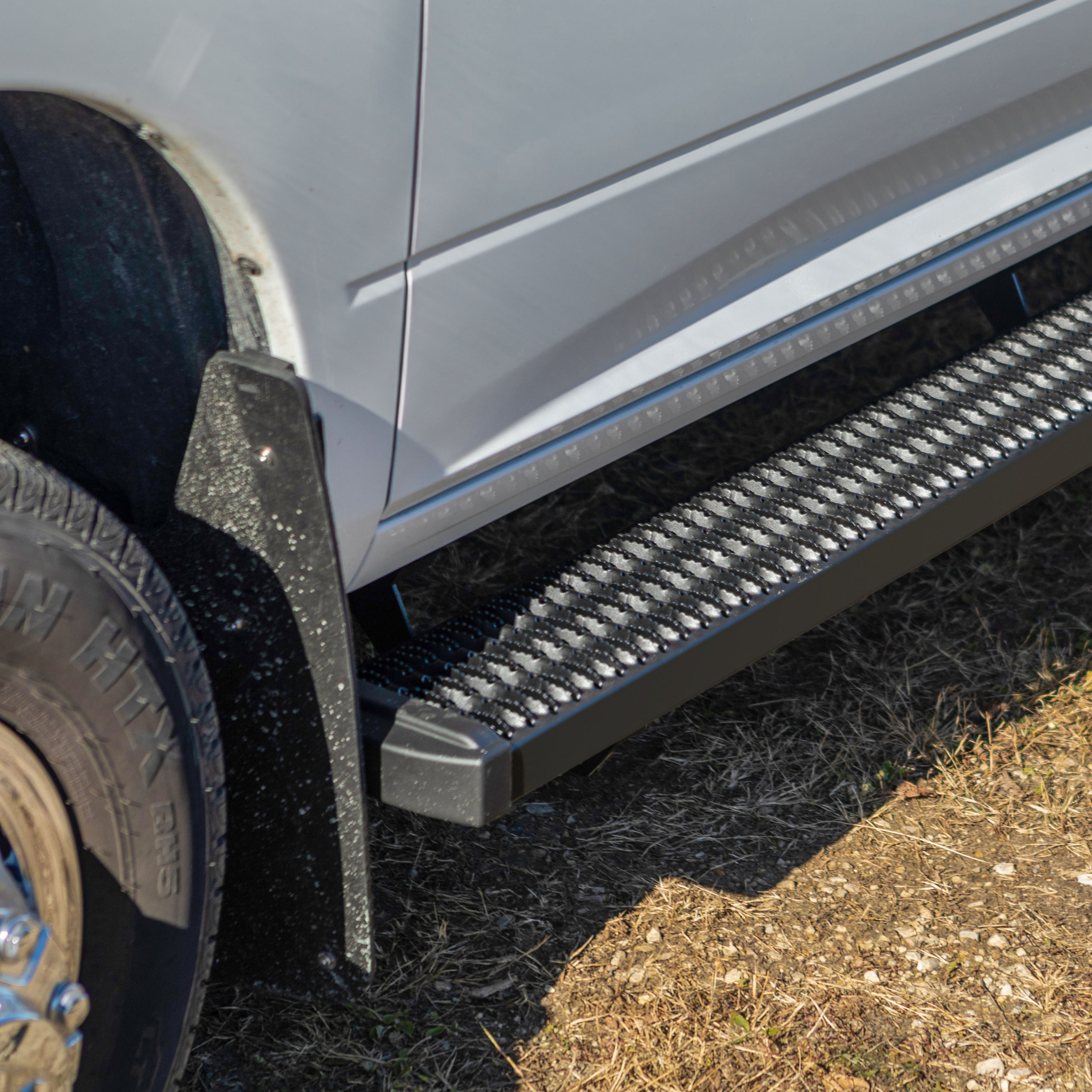 LUVERNE 415078-401734 Grip Step Black Aluminum 78-Inch Truck Running Boards, Select Ford F-250, F-350, F-450, F-550 Super Duty thumbnail 0