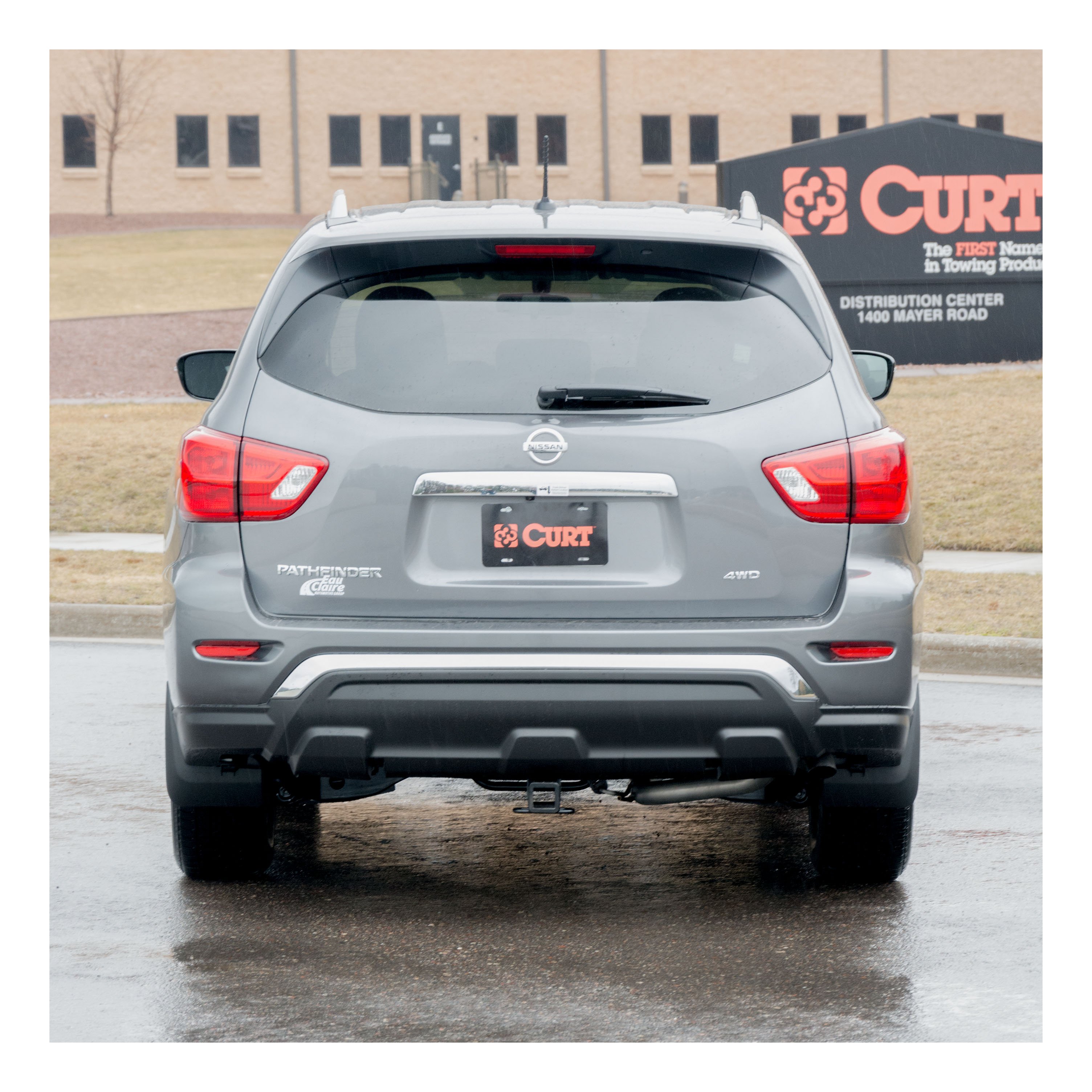2017 - 2020 Nissan Pathfinder Curt 2" Class 3 Trailer Tow Hitch + 5-Flat Wiring Kit Tow Boat/Utility Trailer with Surge Brakes 13309 thumbnail 8